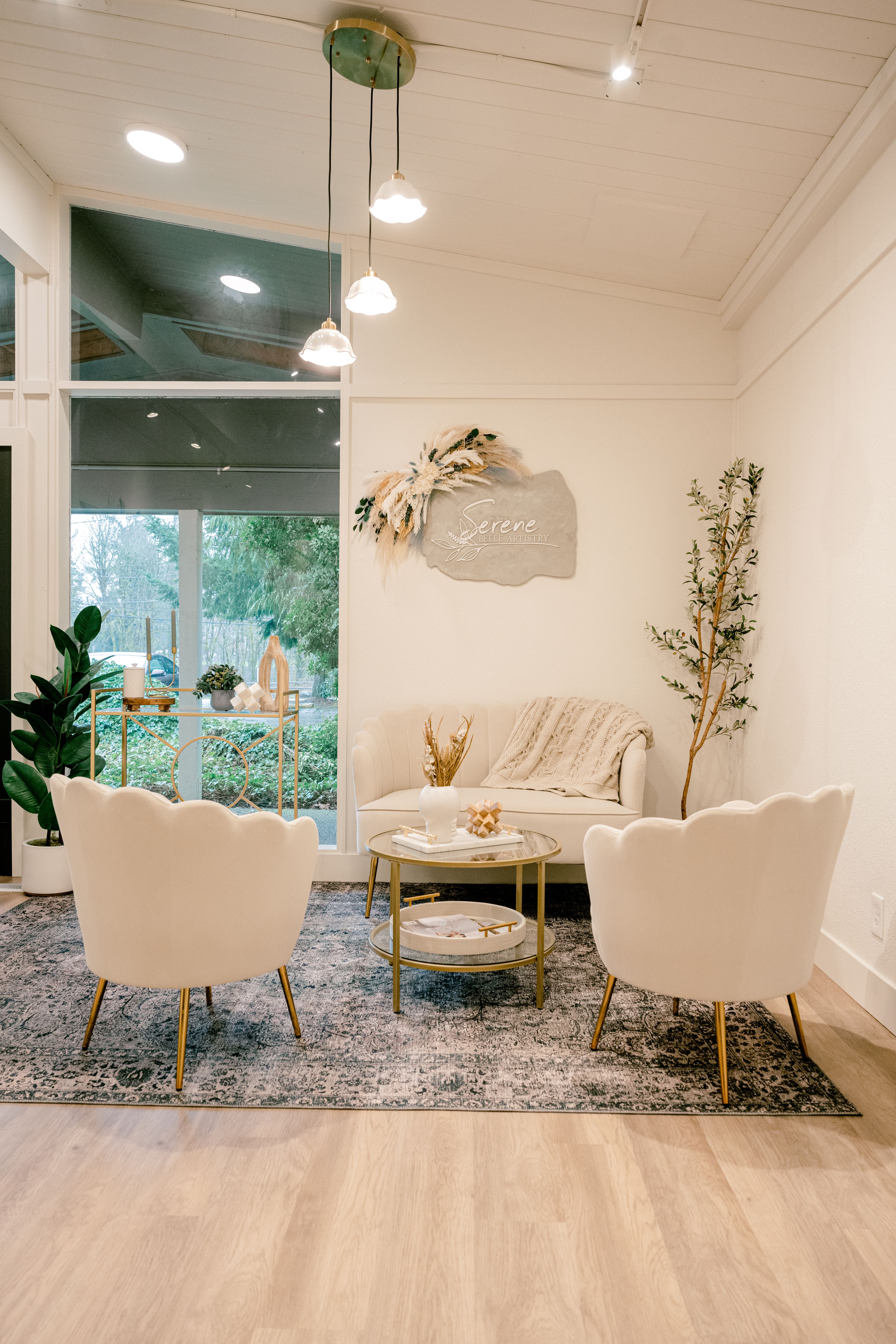 Rhianna Guevara — Salon Decor ONESHOT Hair Awards entry