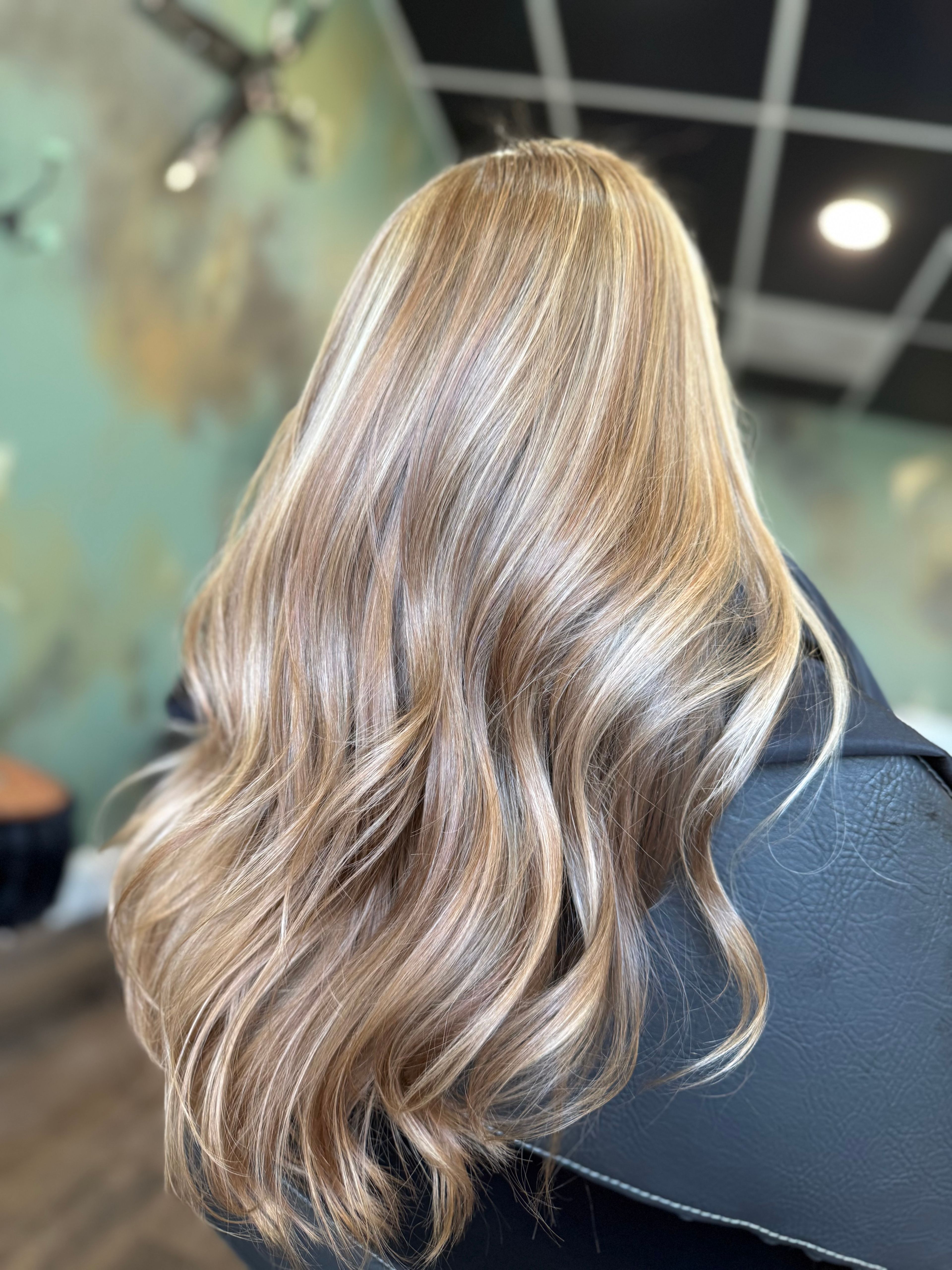 Olivia Timm — Warm Balayage ONESHOT Hair Awards entry