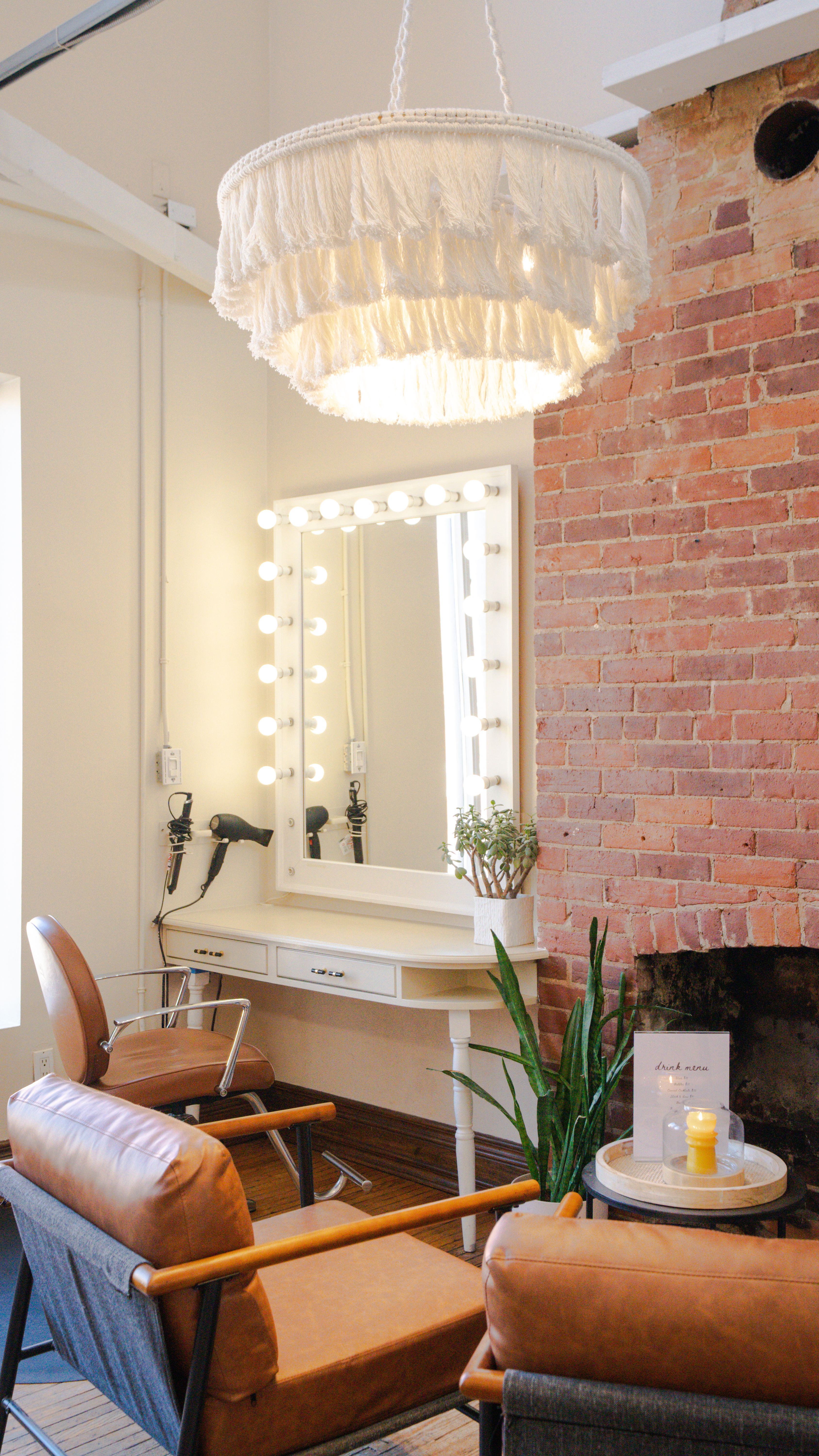 Brittney Banks — Salon Decor ONESHOT Hair Awards entry