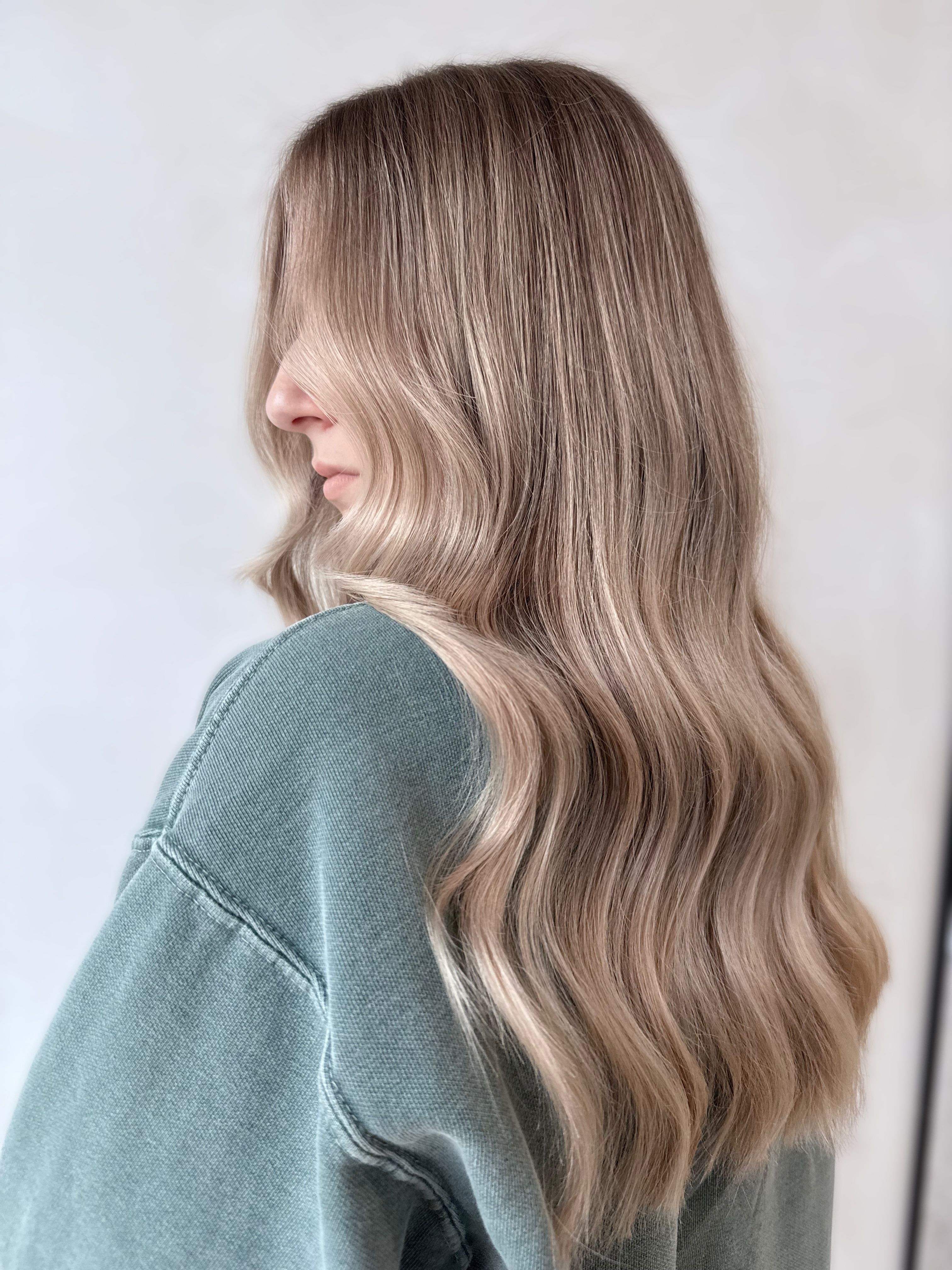 Kayla Allen — Blondes ONESHOT Hair Awards entry