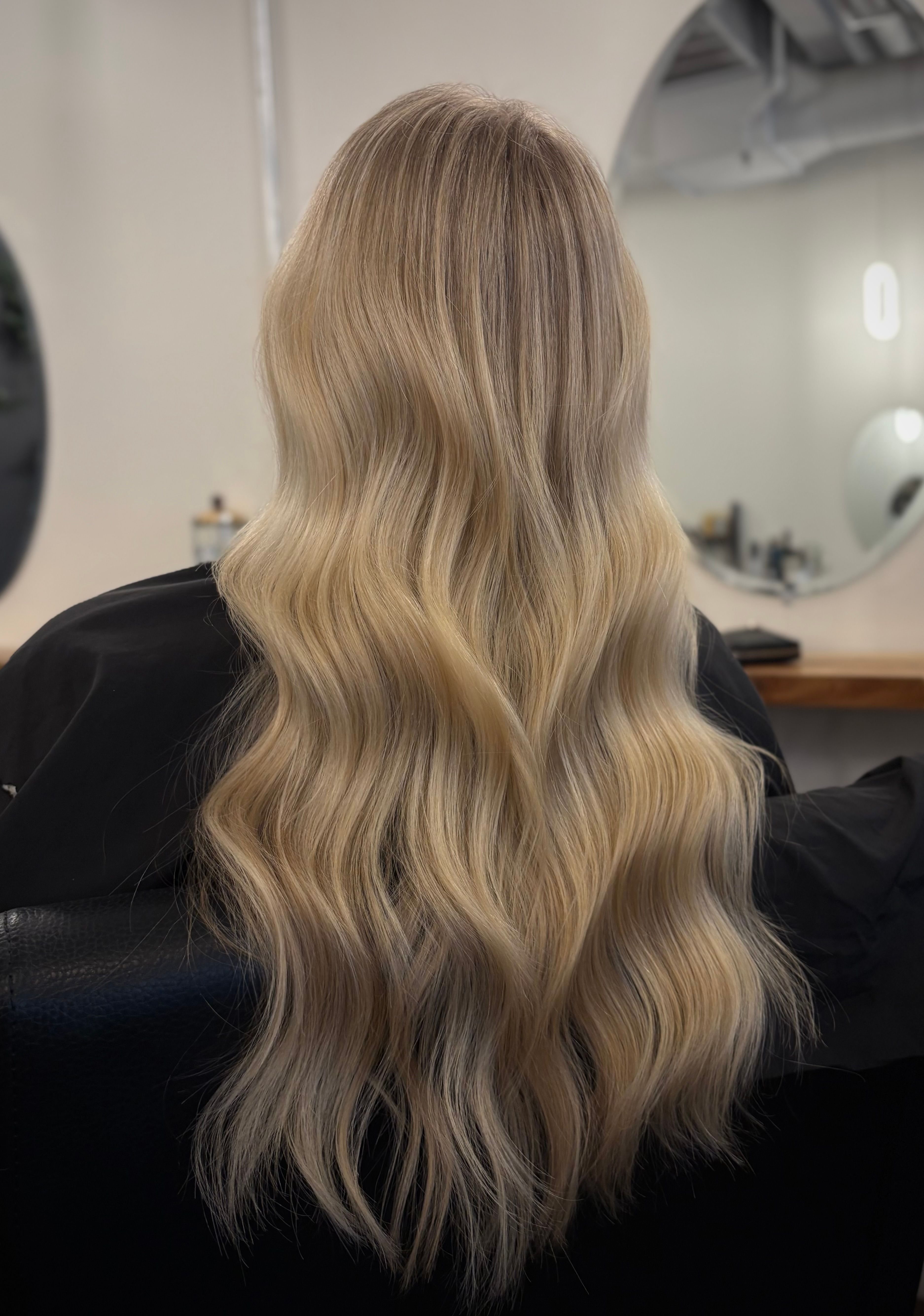 Taber Metz — Blondes ONESHOT Hair Awards entry