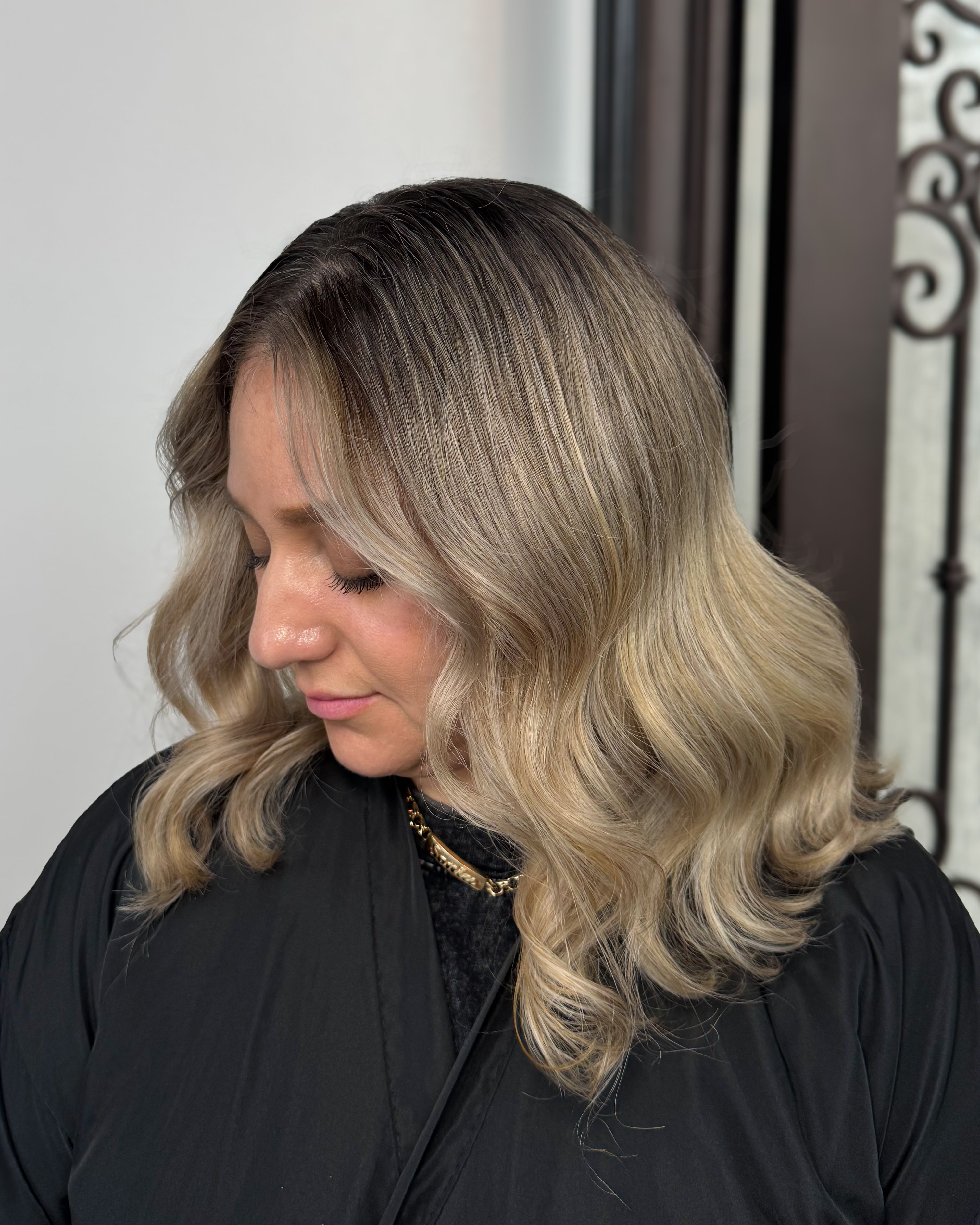 Rocio Elizabeth Estrada — Blondes ONESHOT Hair Awards entry