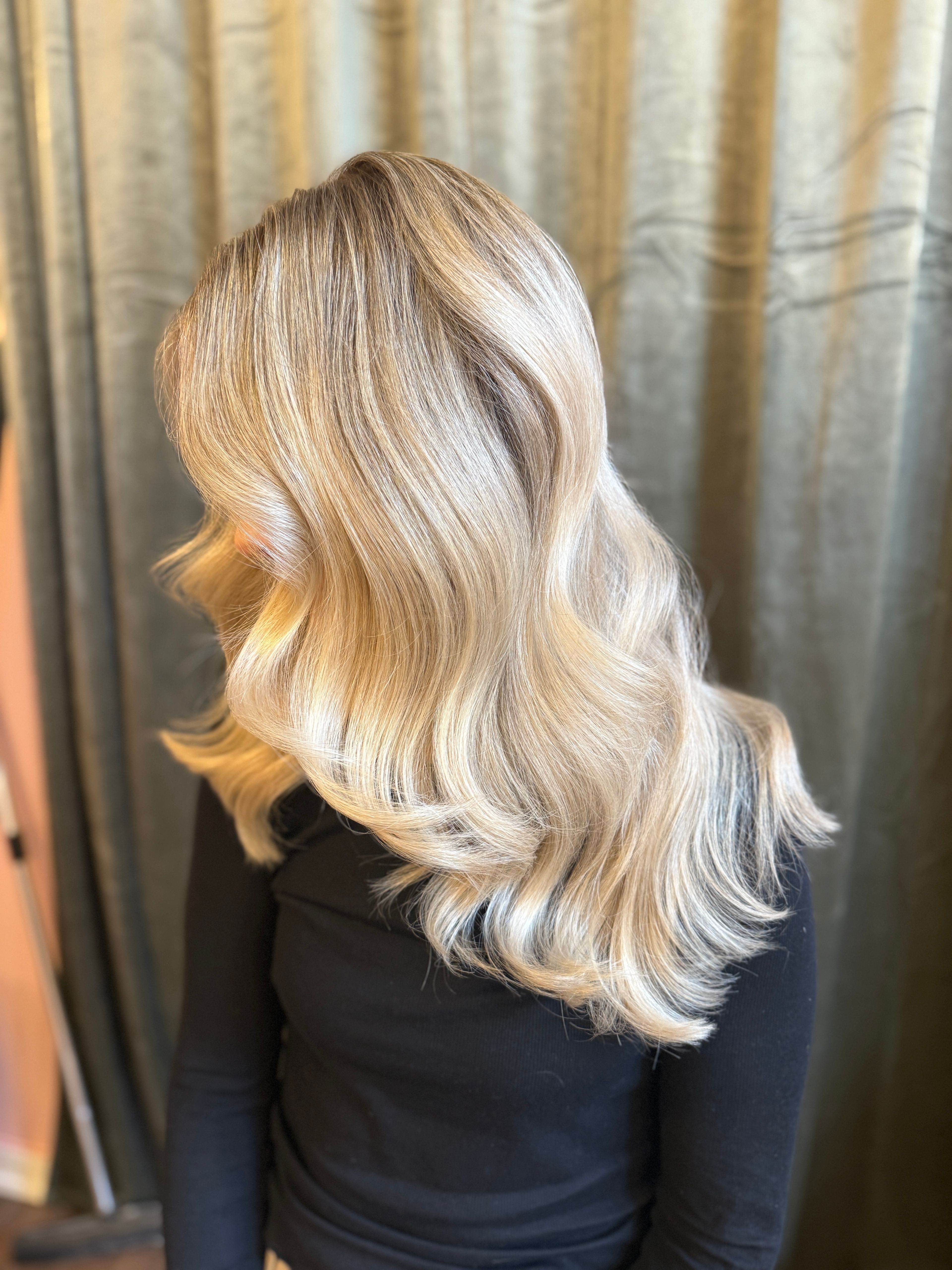 Ingrid Fossum — Blondes ONESHOT Hair Awards entry