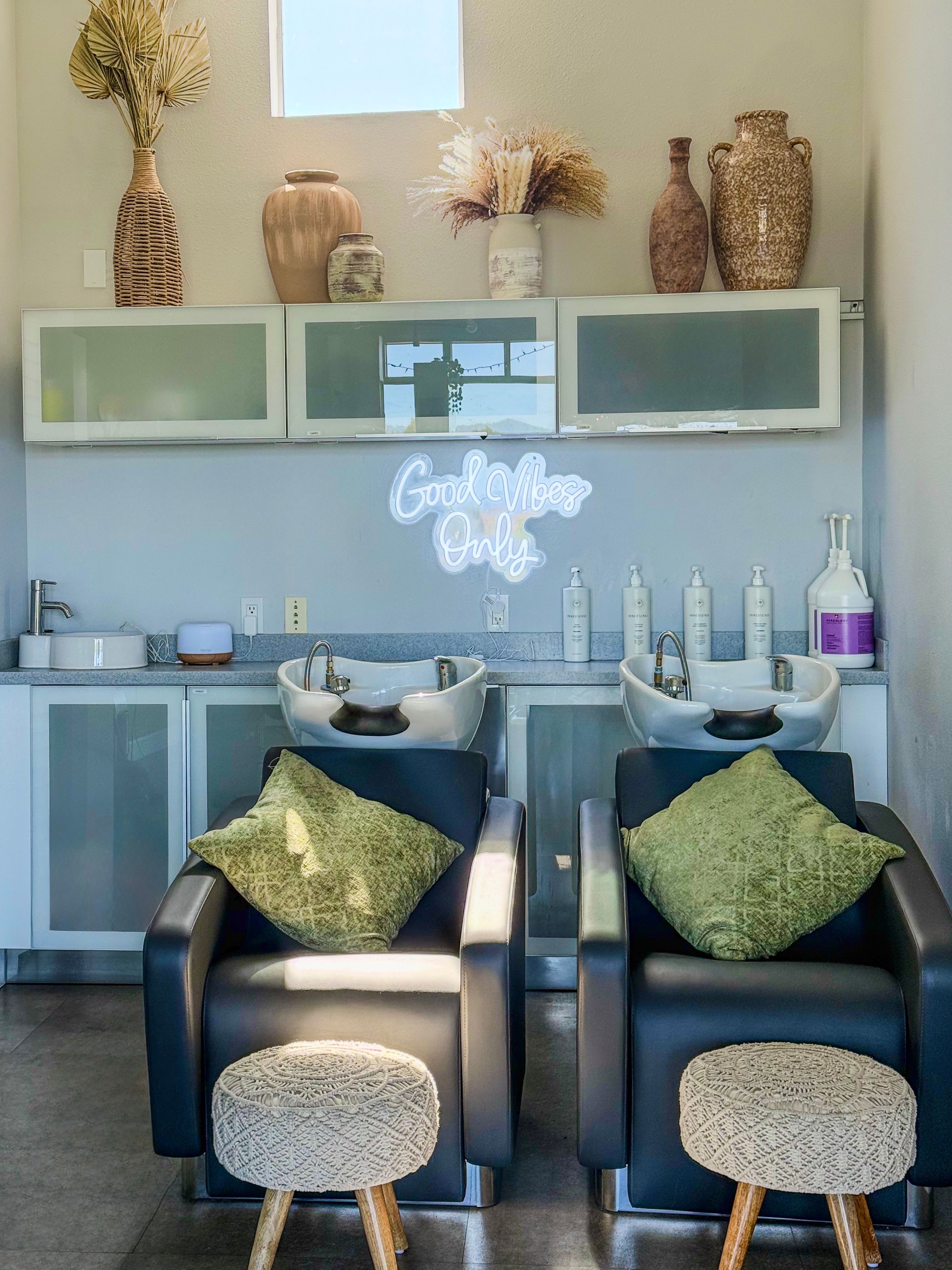 Ashley Travalini — Salon Decor ONESHOT Hair Awards entry