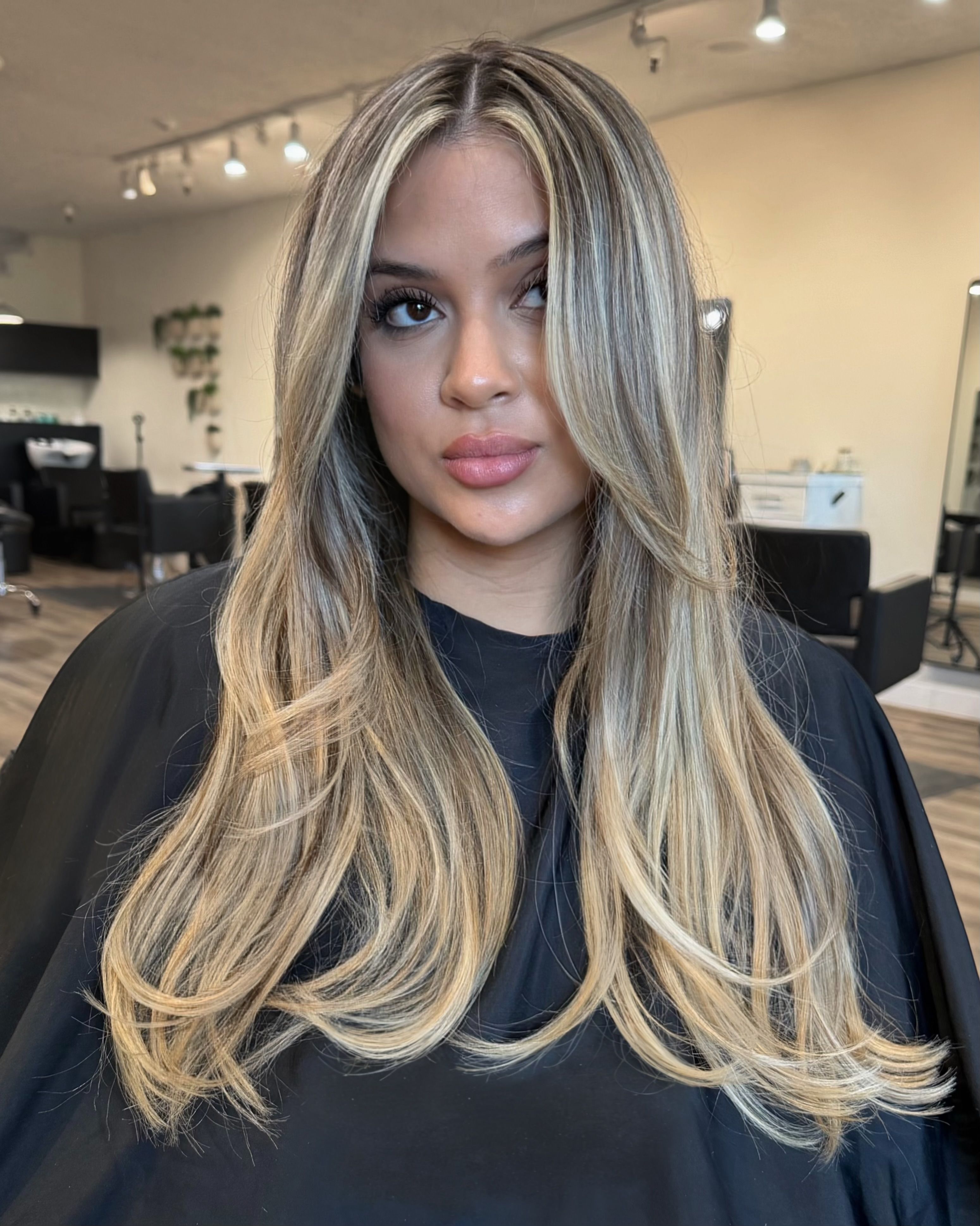 Kassandra Lerma — Blondes ONESHOT Hair Awards entry