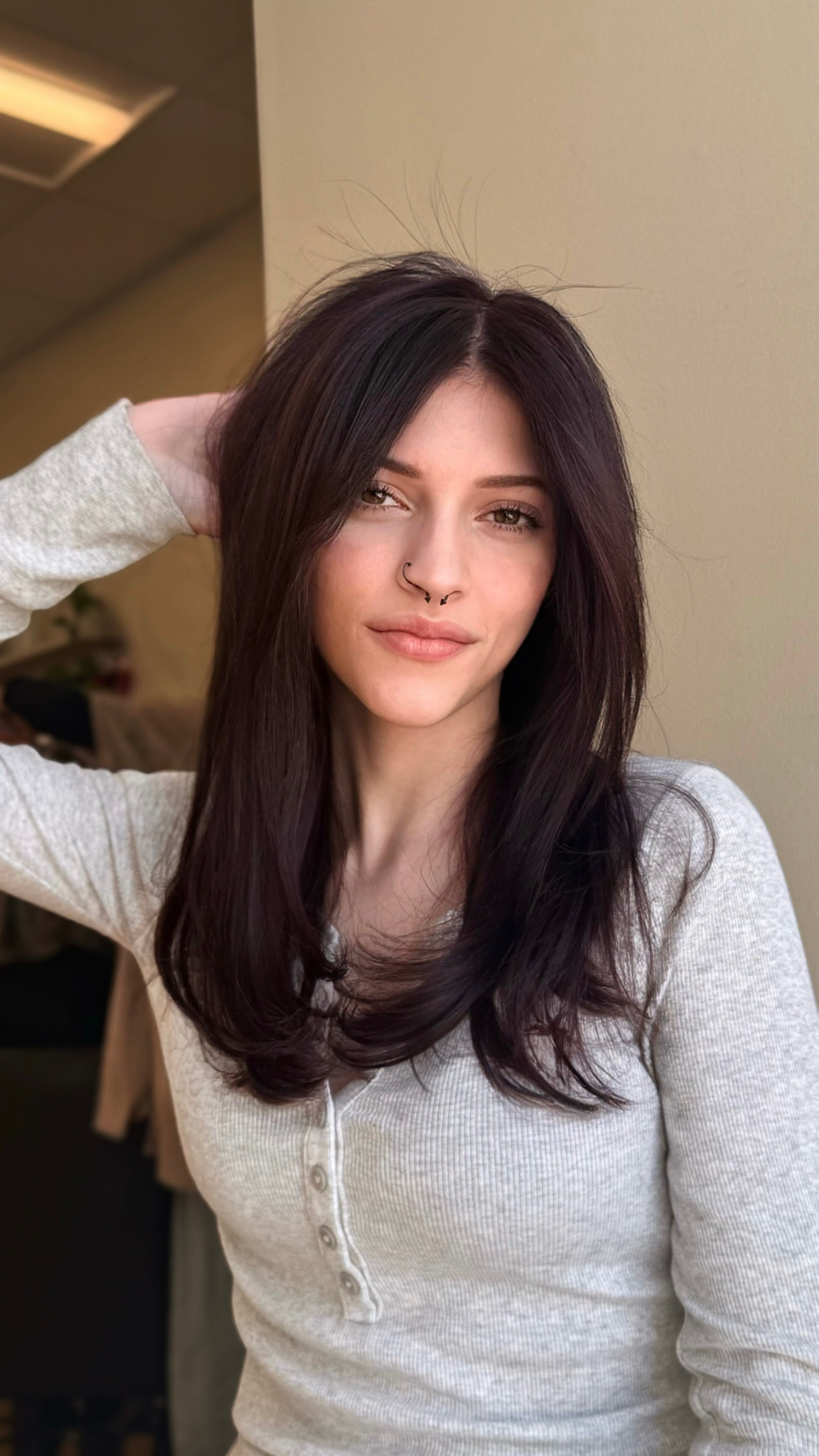 Arianna Ahmeti — Reds ONESHOT Hair Awards entry