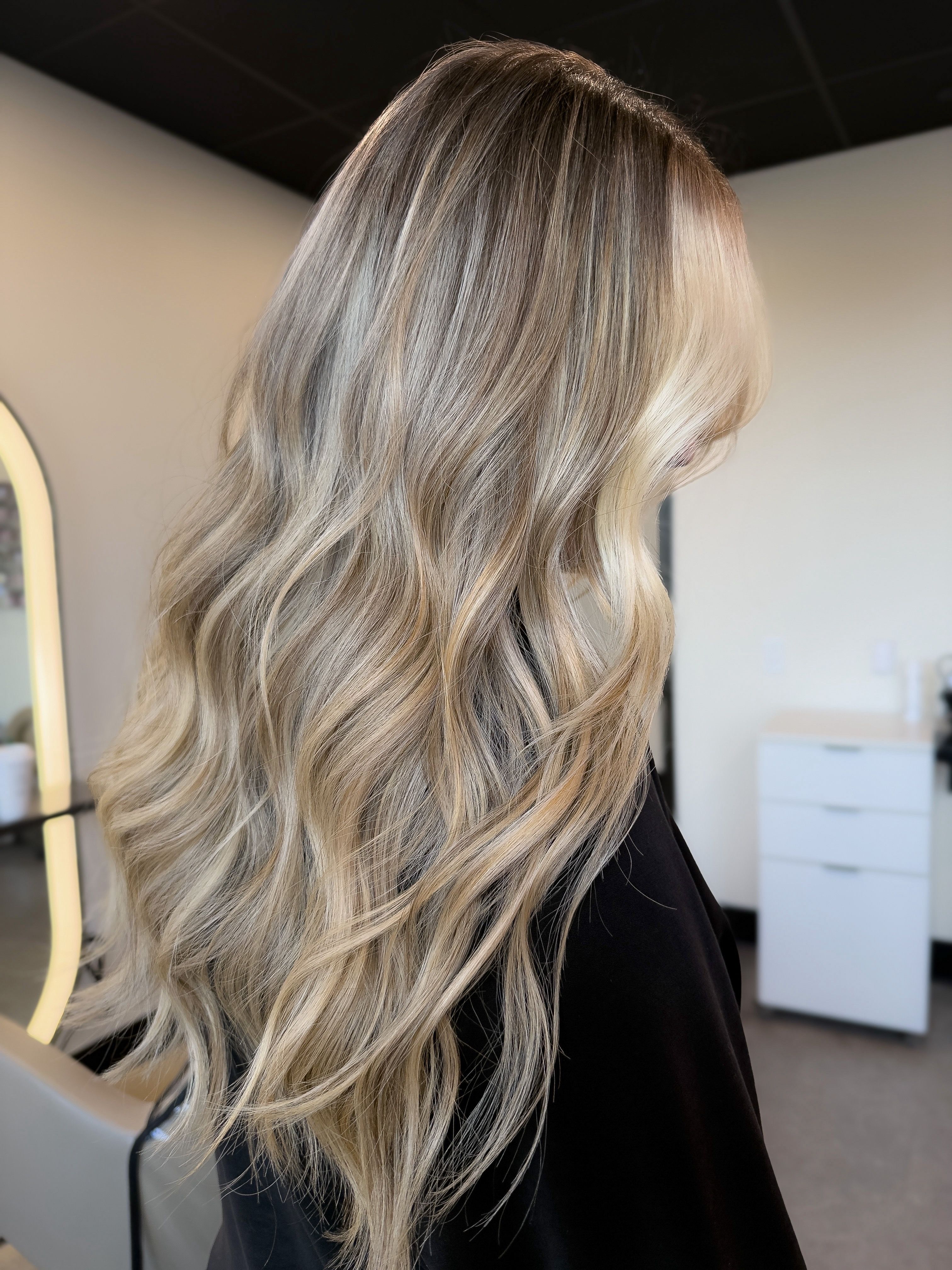 Cara Robertson — Blondes ONESHOT Hair Awards entry