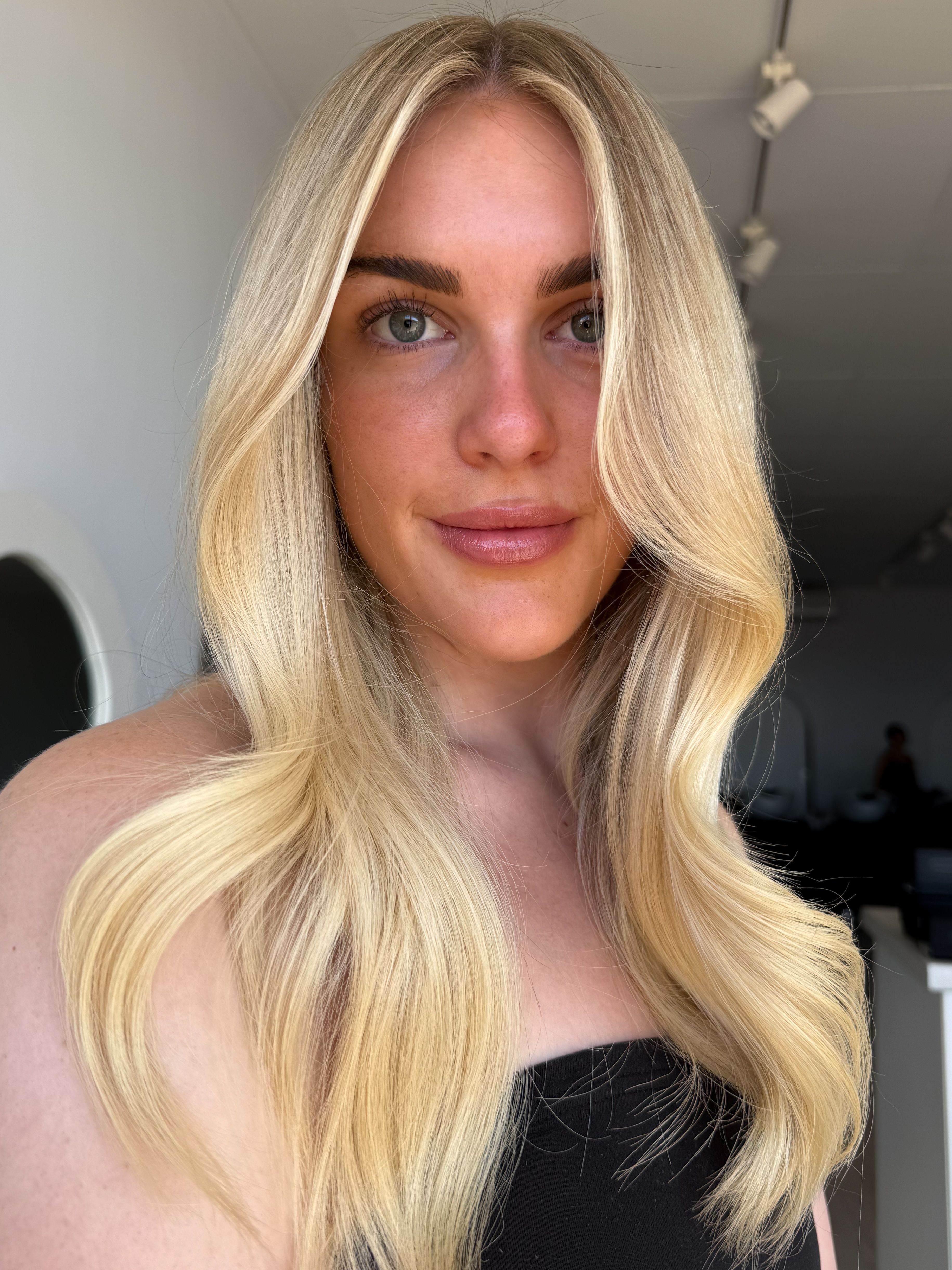 Tianna Ceracchi — Blondes ONESHOT Hair Awards entry