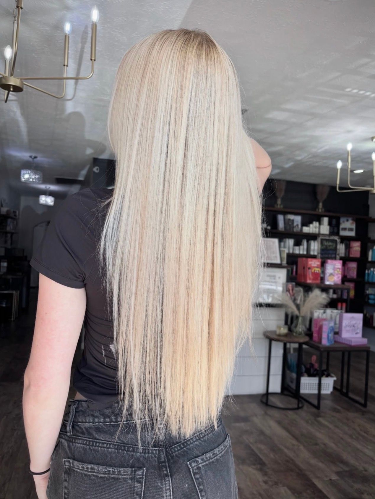 Ashlynn DeVeau — Blondes ONESHOT Hair Awards entry
