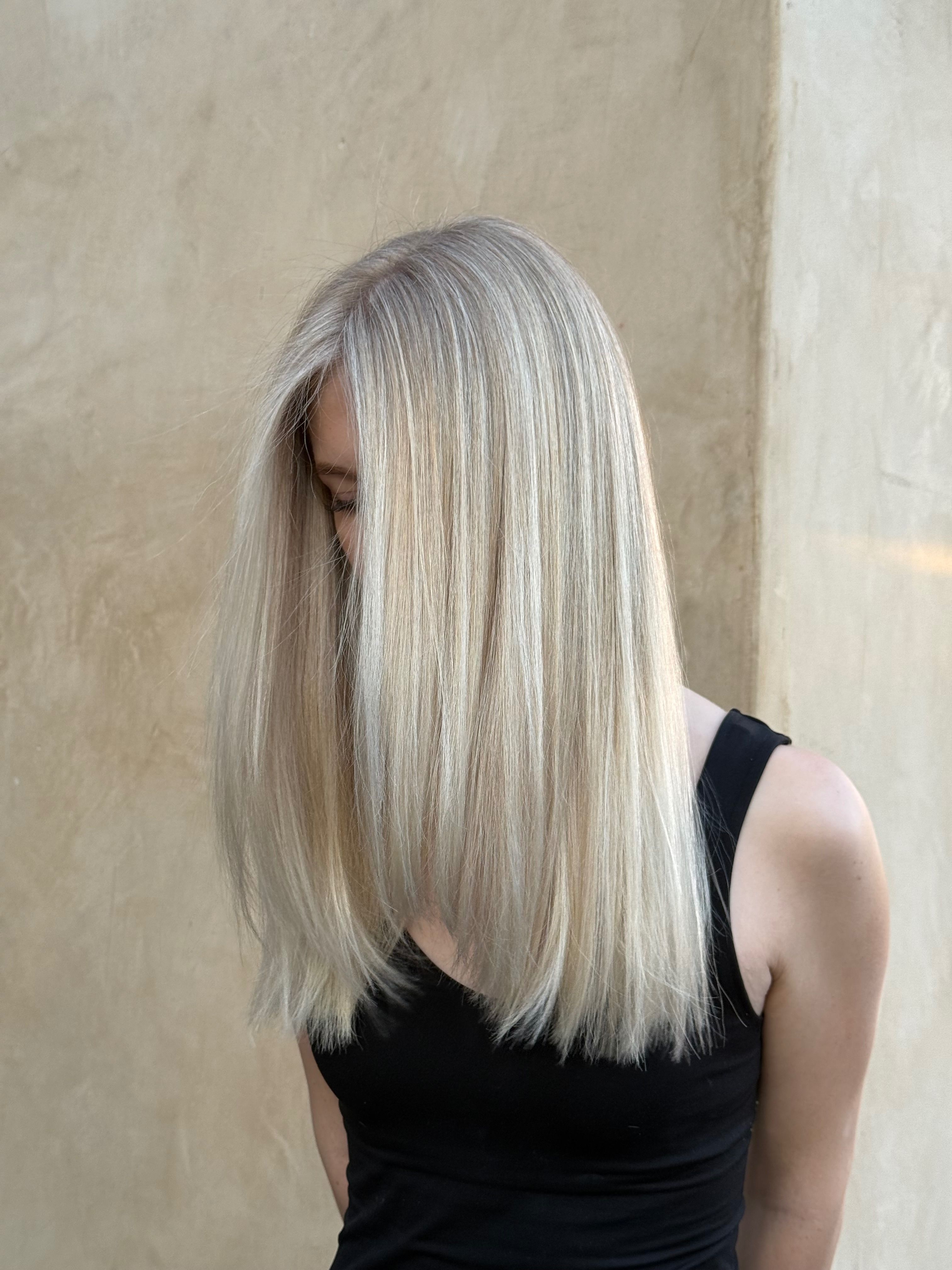 Samvel Arutiunian — Blondes ONESHOT Hair Awards entry