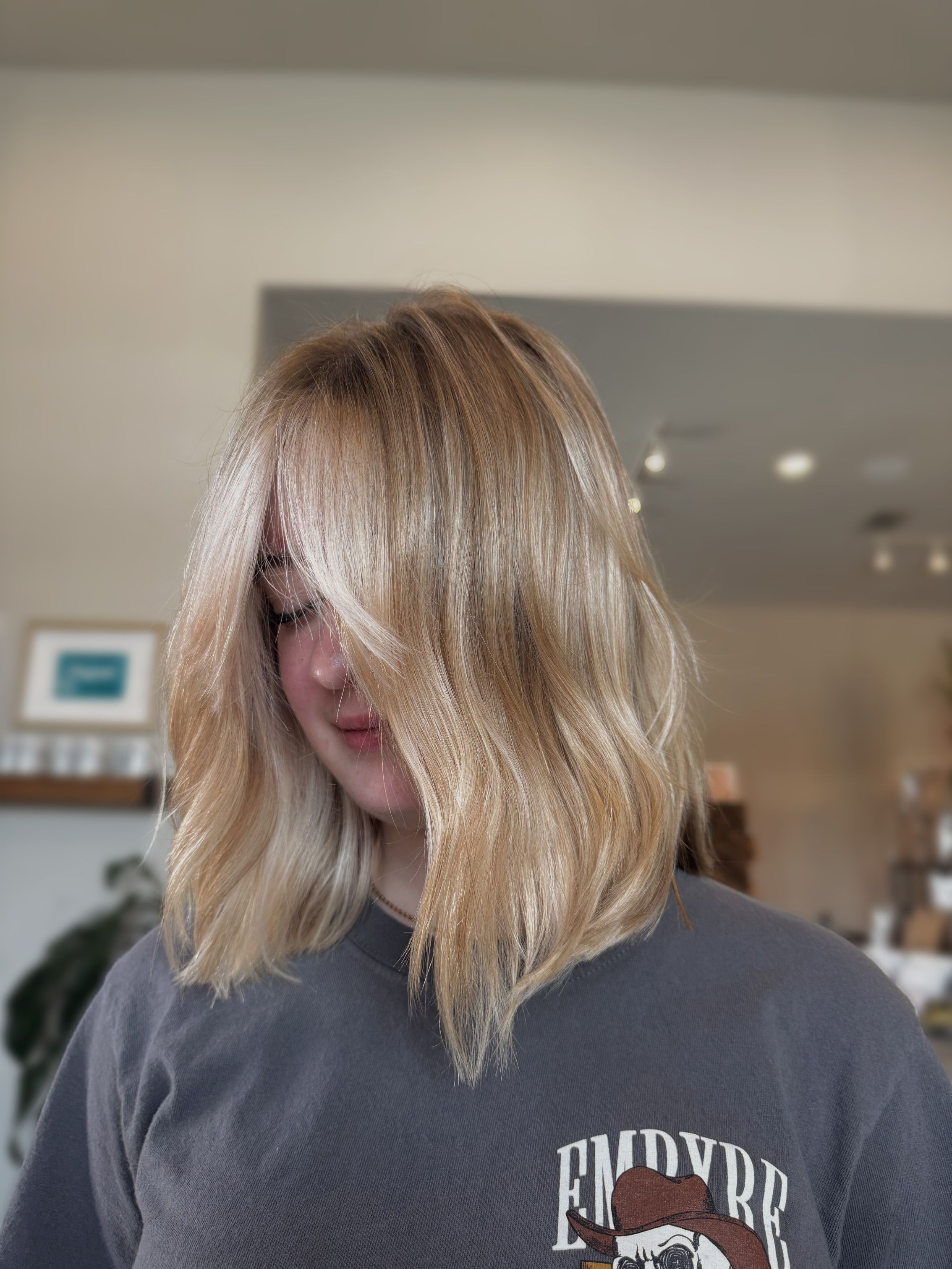 Joey Dibello — Blondes ONESHOT Hair Awards entry