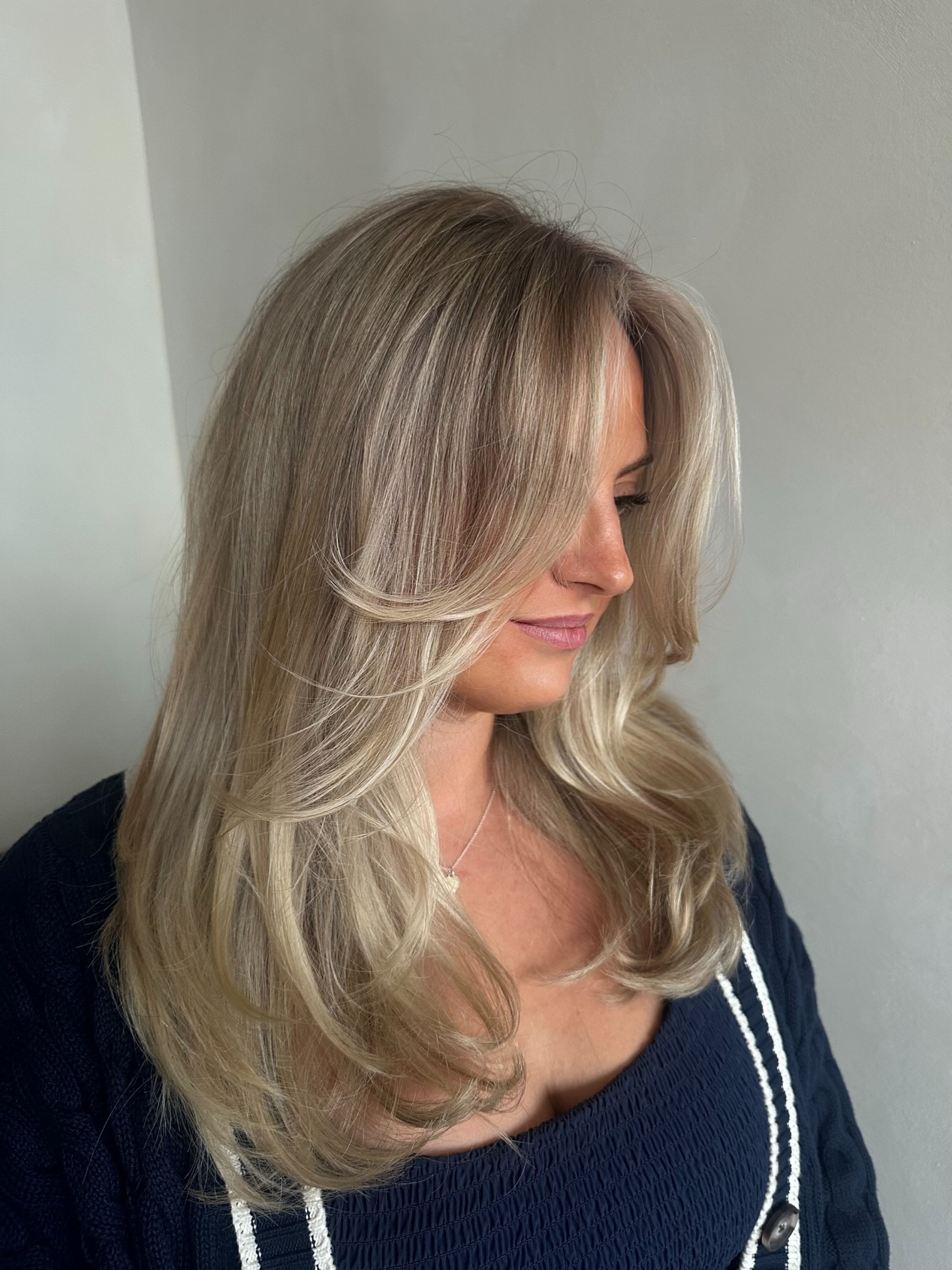 Crystal Roberts — Blondes ONESHOT Hair Awards entry