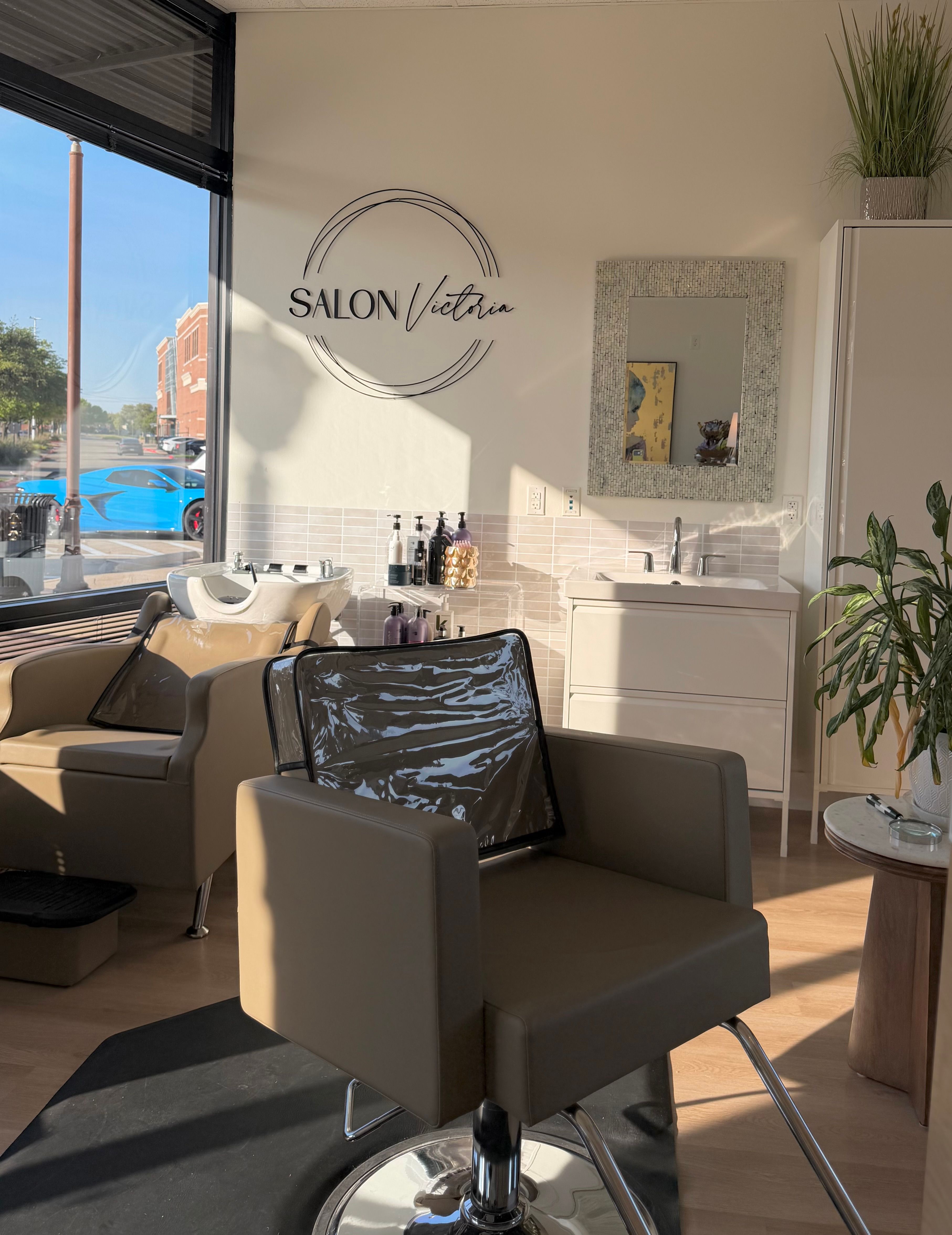 London Hart — Suite Decor ONESHOT Hair Awards entry