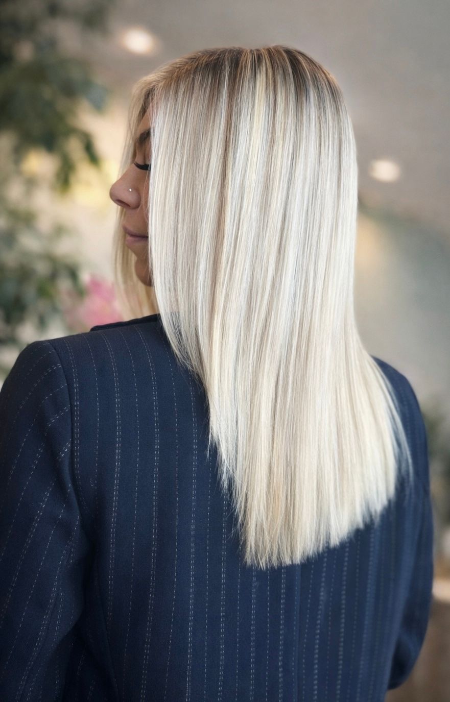 Megan LoGalbo — Blondes ONESHOT Hair Awards entry