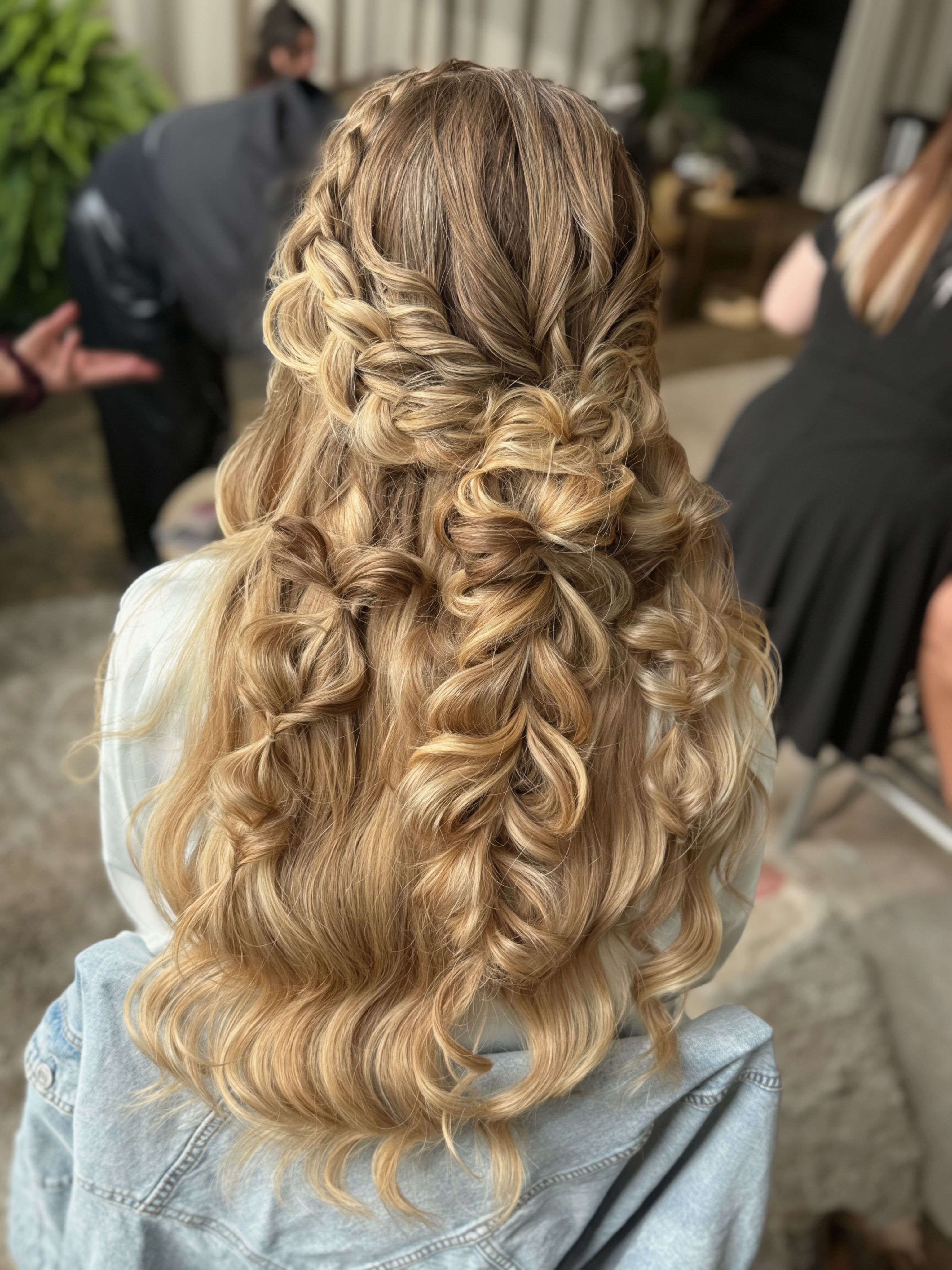 Kelsey Murray — Special Event Styling ONESHOT Hair Awards entry