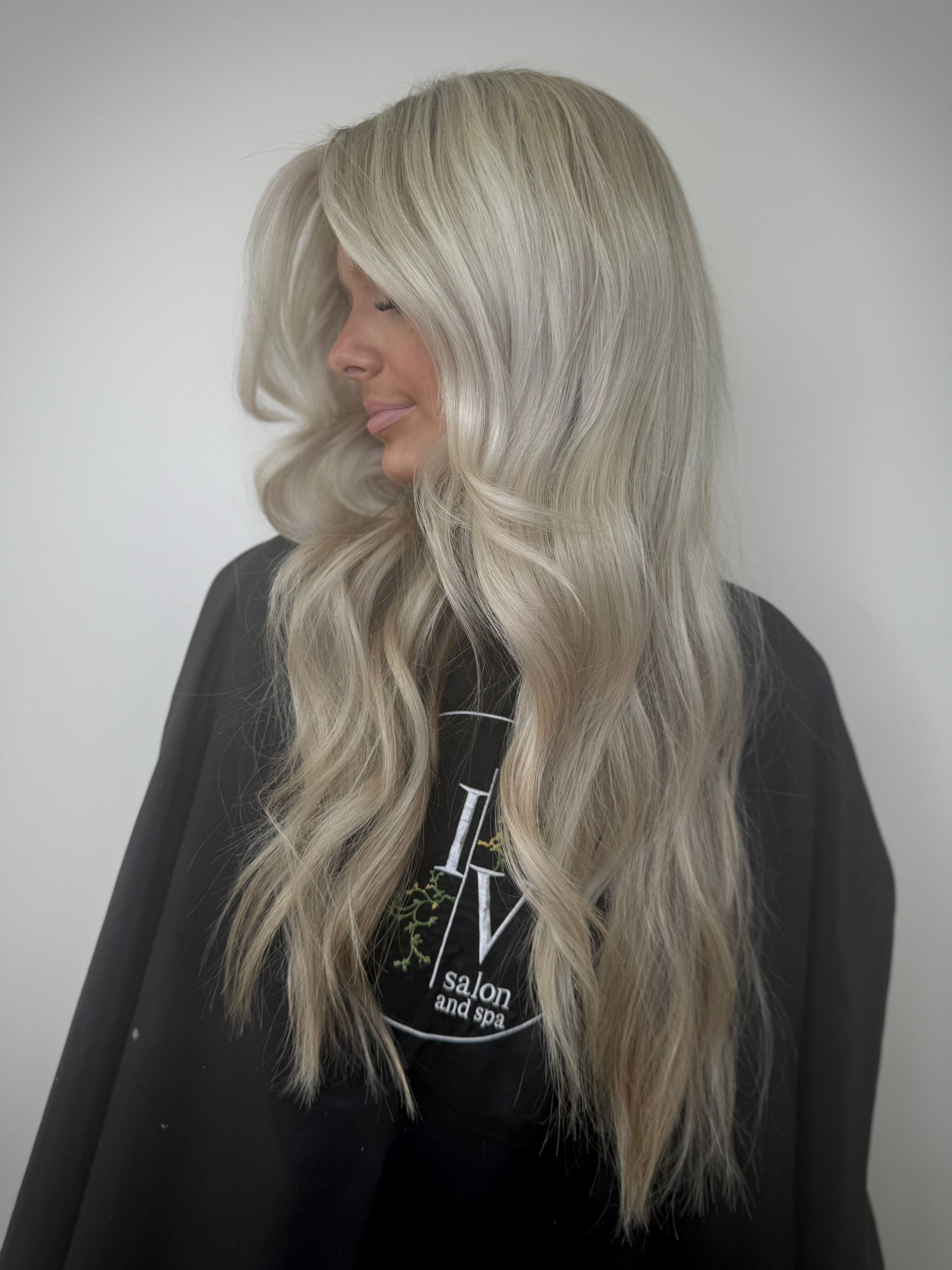 Rachel Murphy — Blondes ONESHOT Hair Awards entry