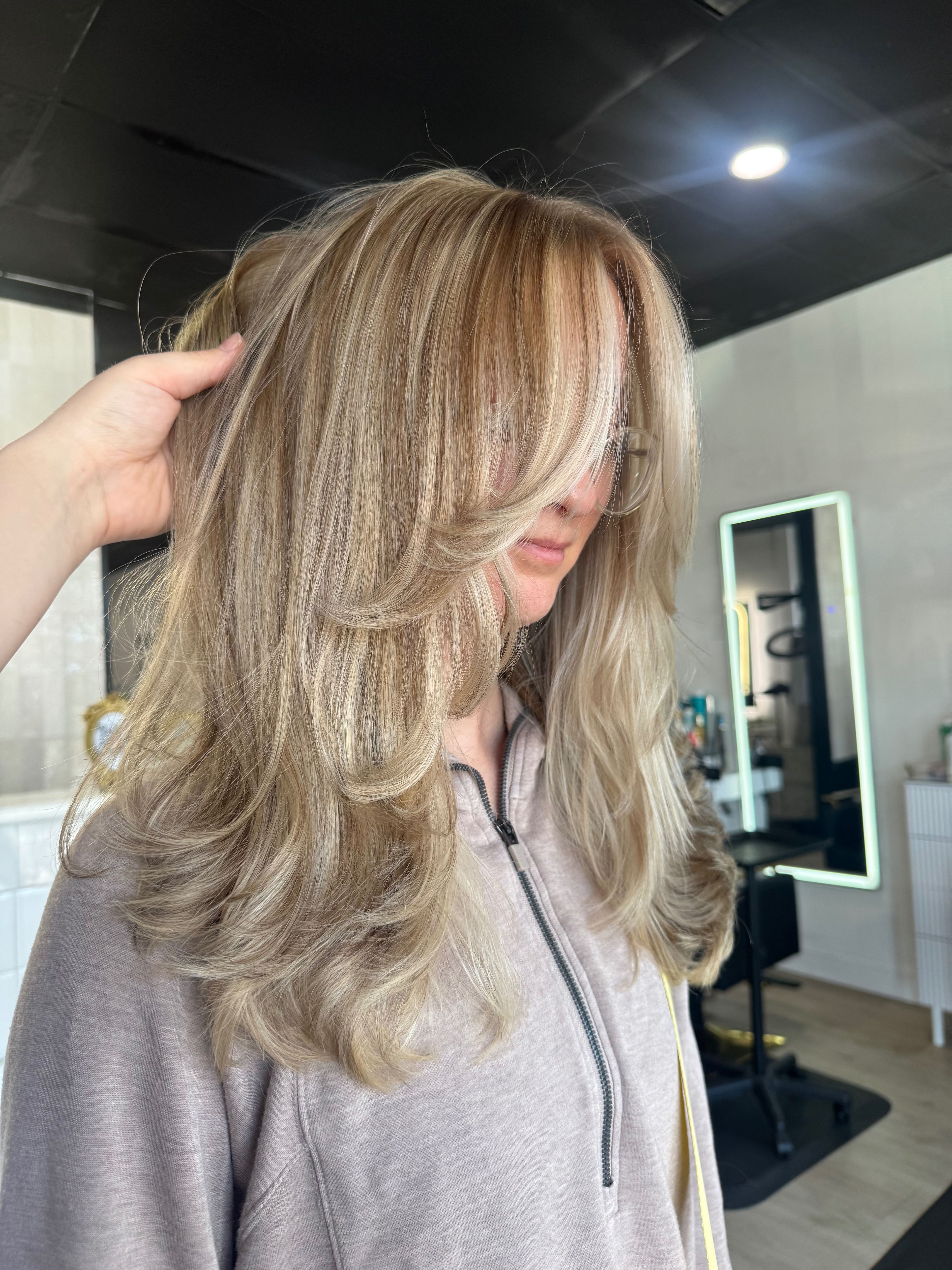 Karolina Williams — Hair Cut Shot ONESHOT Hair Awards entry