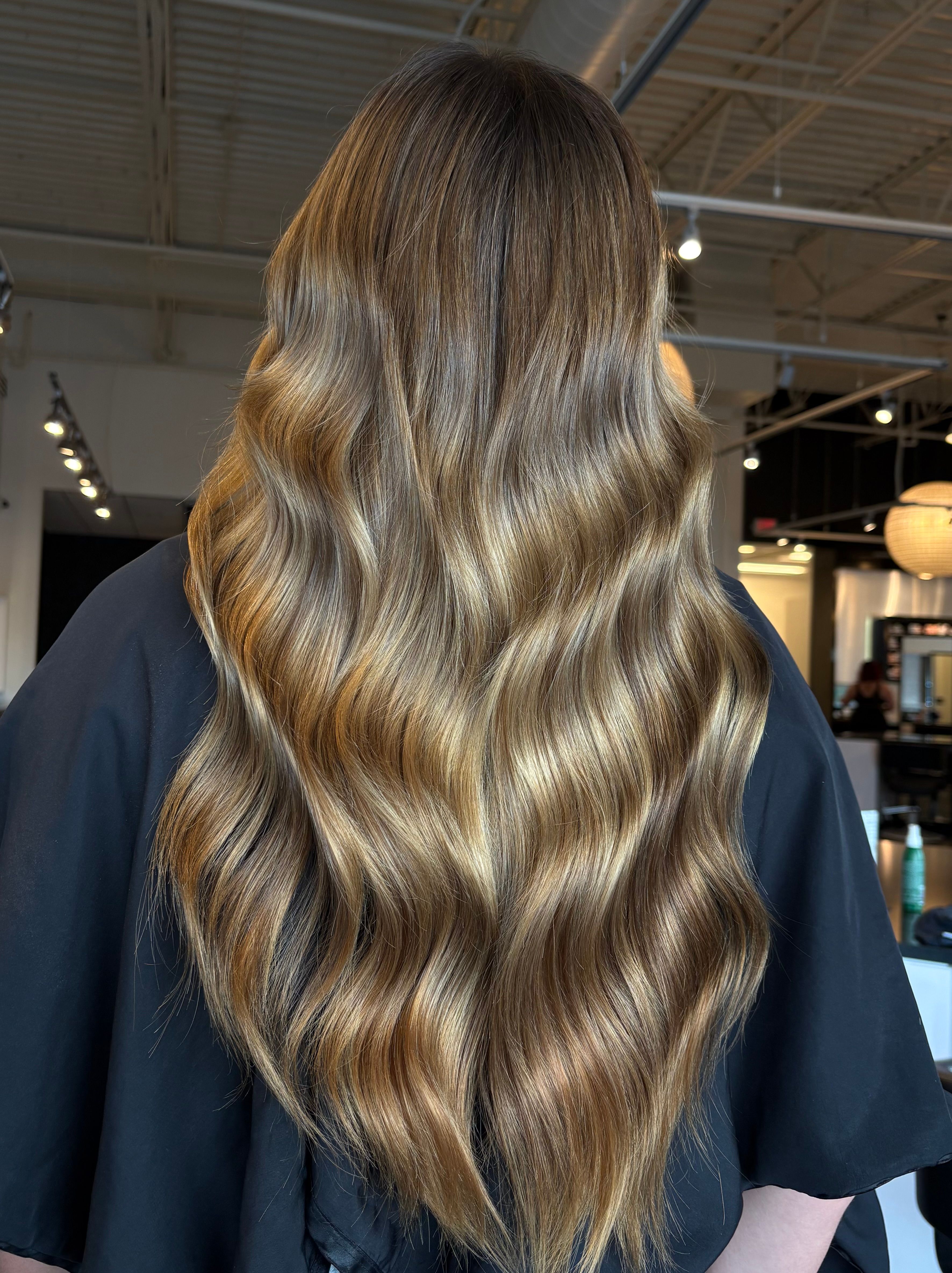 Jessica Reyes — Blondes ONESHOT Hair Awards entry