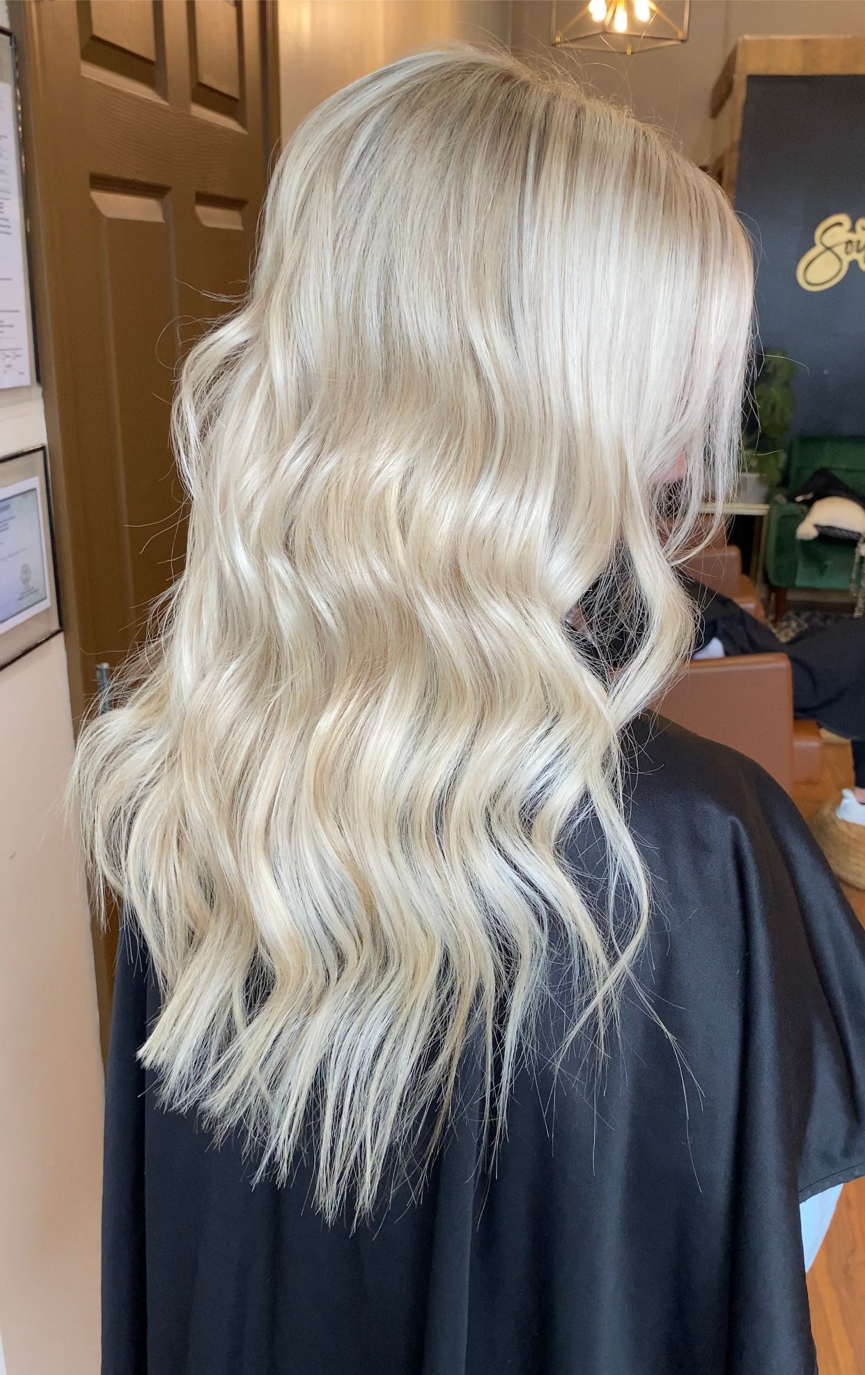 Tiffani Evans — Blondes ONESHOT Hair Awards entry