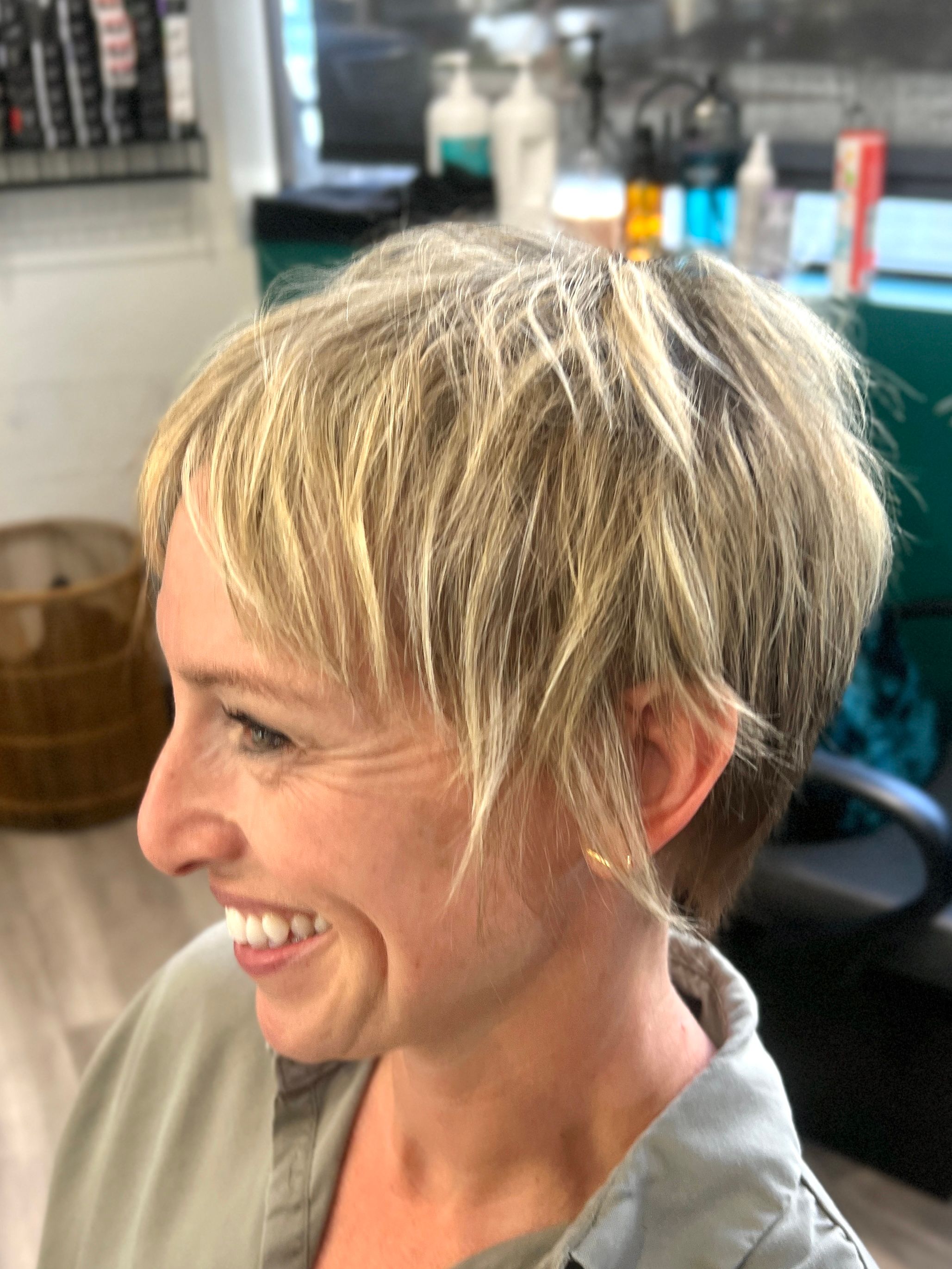 Audrey Grabill — Pixie/Bixie ONESHOT Hair Awards entry
