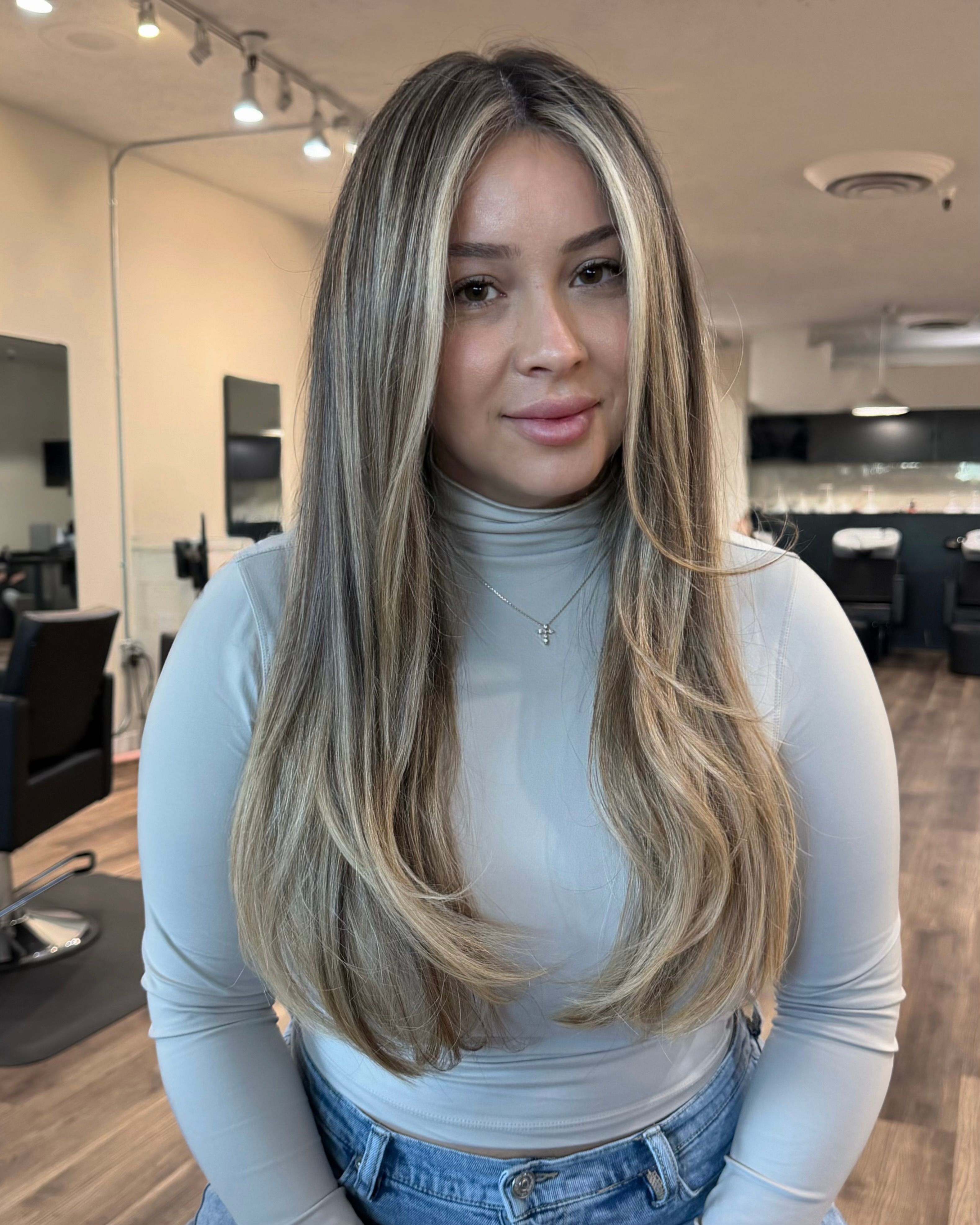 Kassandra Lerma — Blondes ONESHOT Hair Awards entry