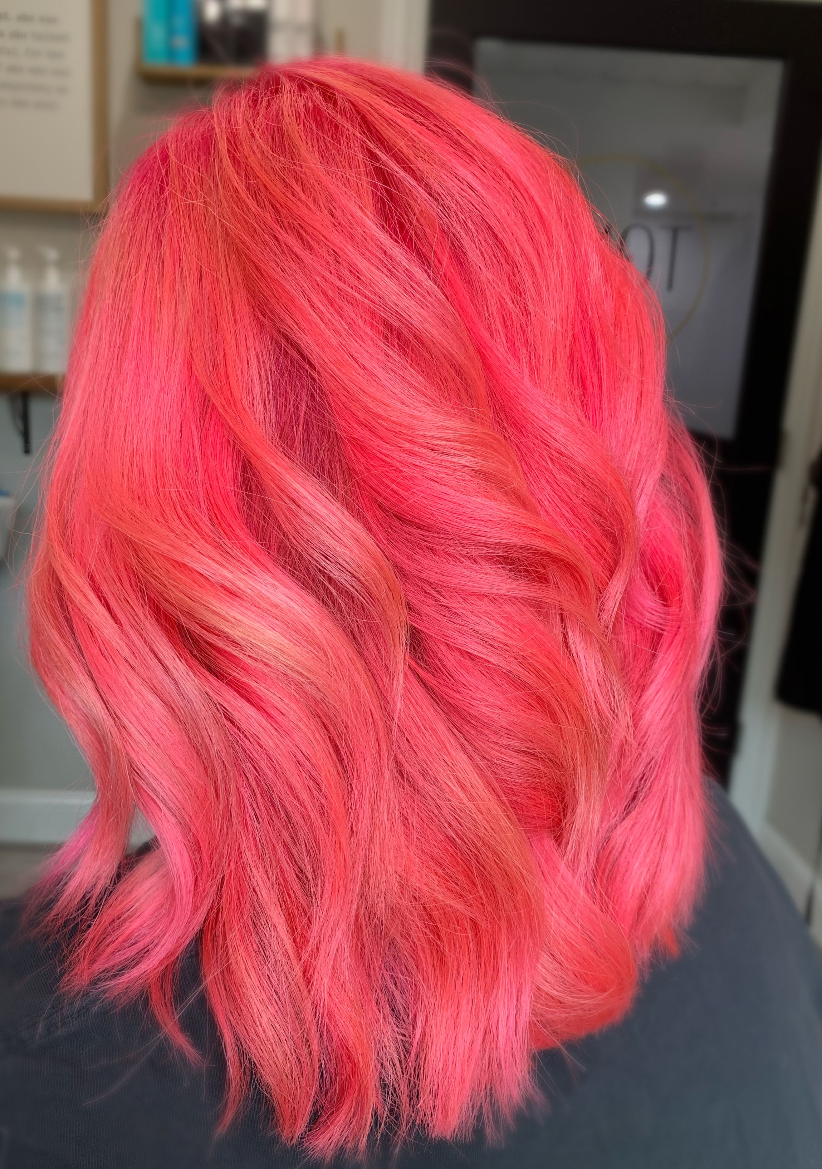 Elisha Tozer — Creative Color ONESHOT Hair Awards entry