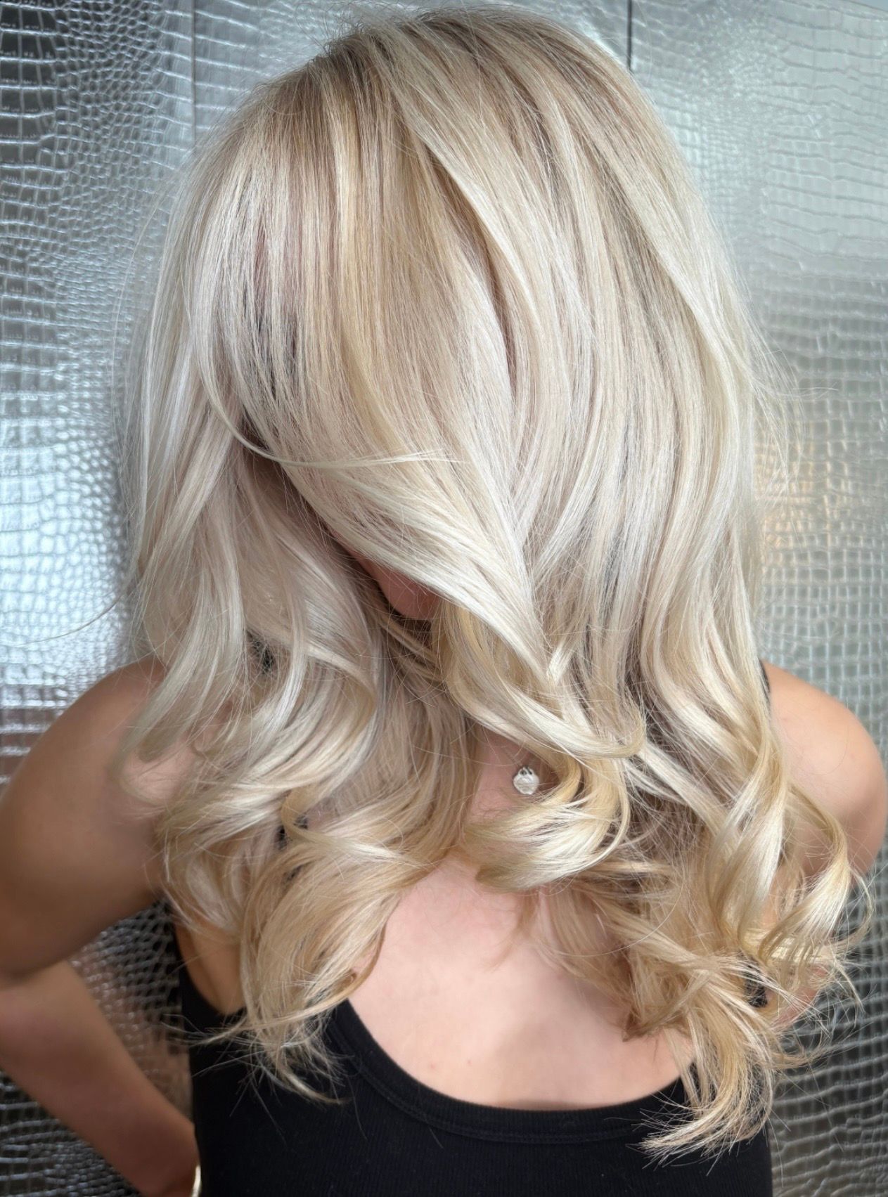 Maya Paquet — Blondes ONESHOT Hair Awards entry