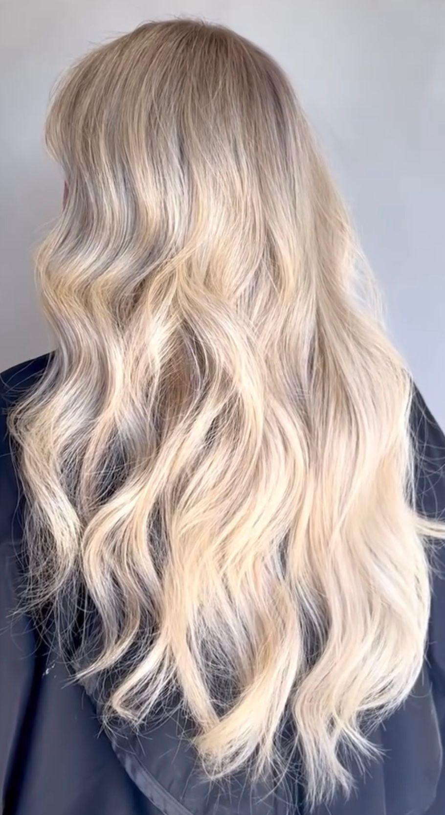 Shelby Dominguez — Blondes ONESHOT Hair Awards entry