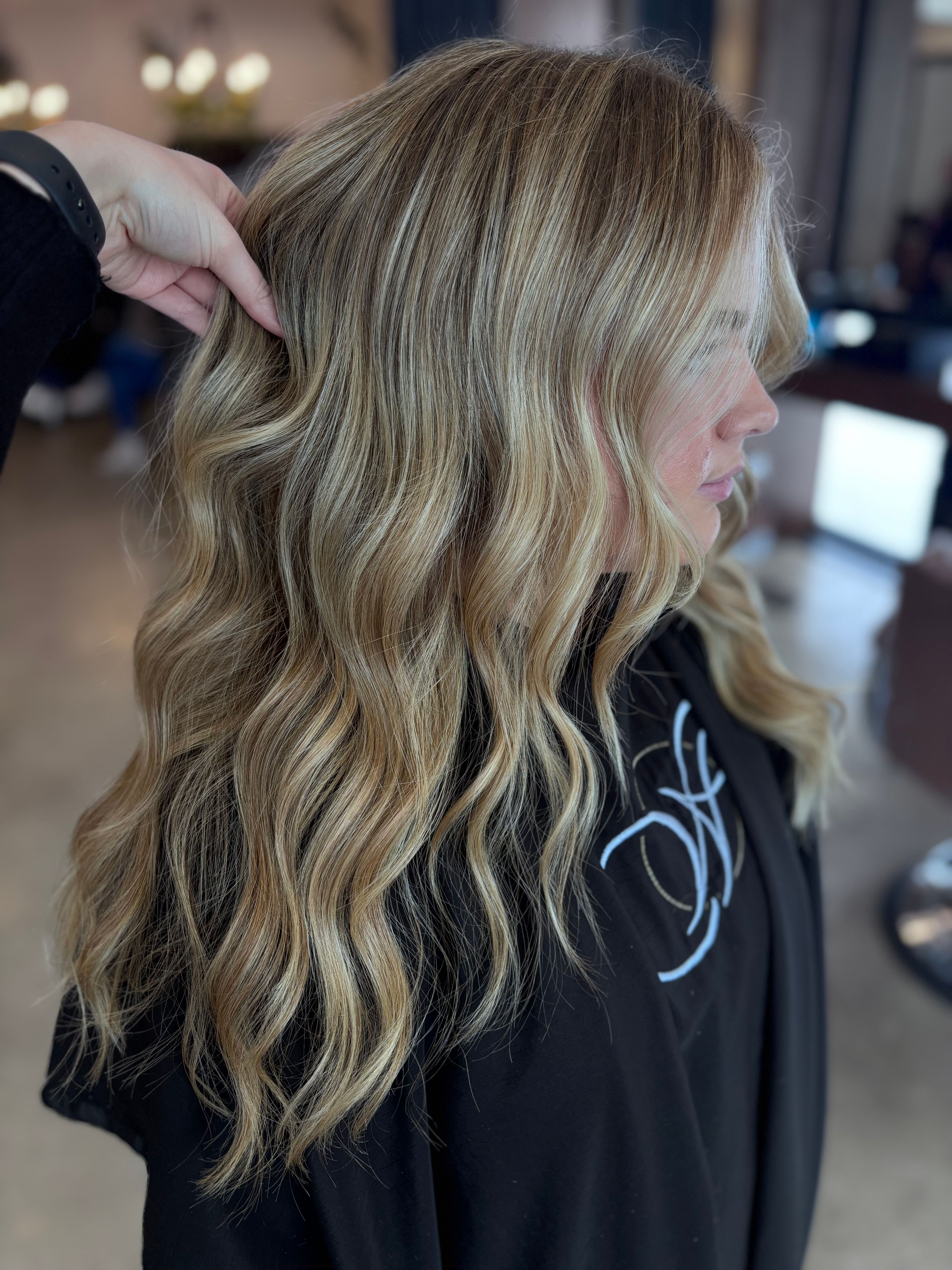 Daelin Thomas — Blondes ONESHOT Hair Awards entry