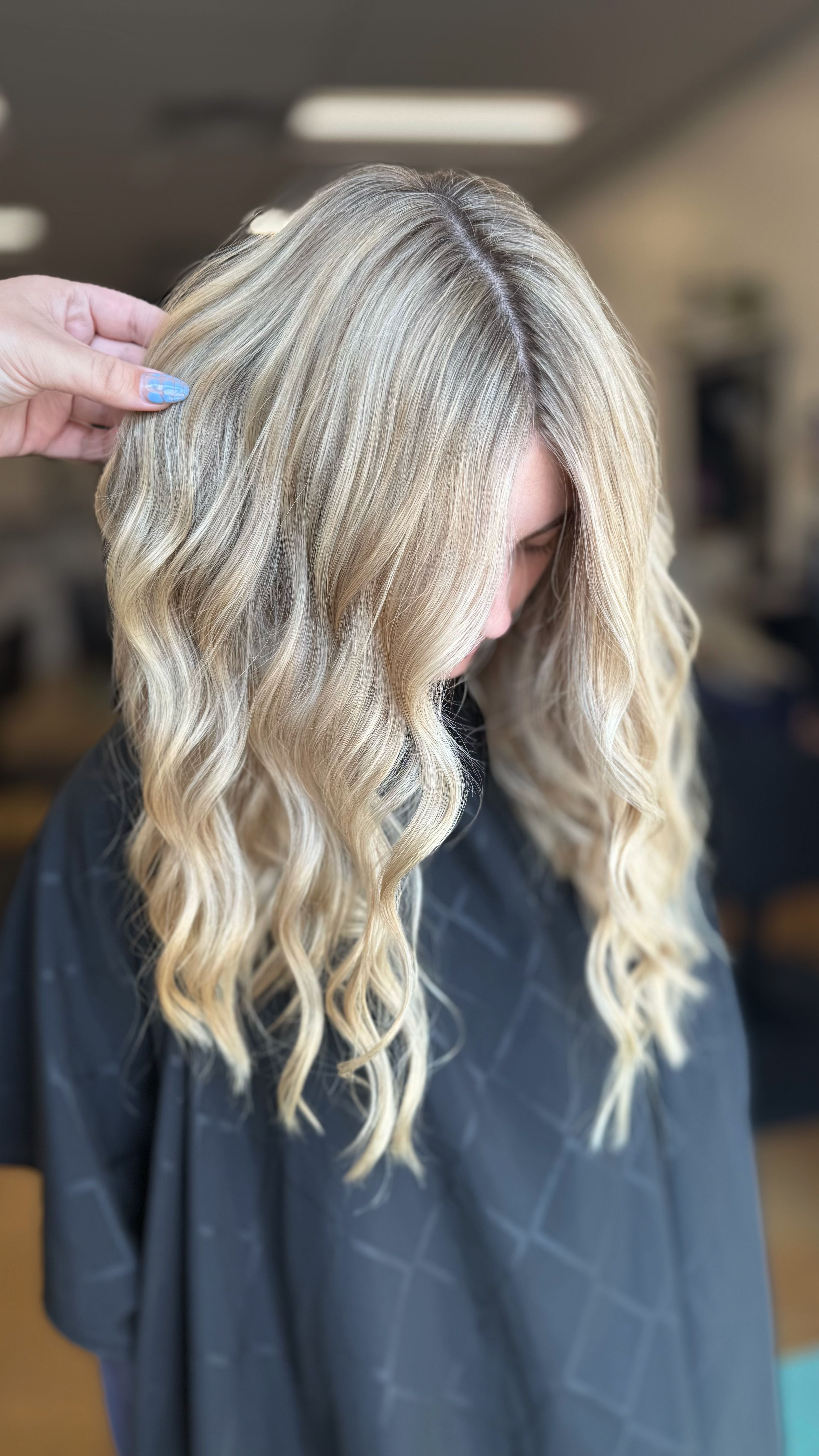 Arianna Ahmeti — Blondes ONESHOT Hair Awards entry