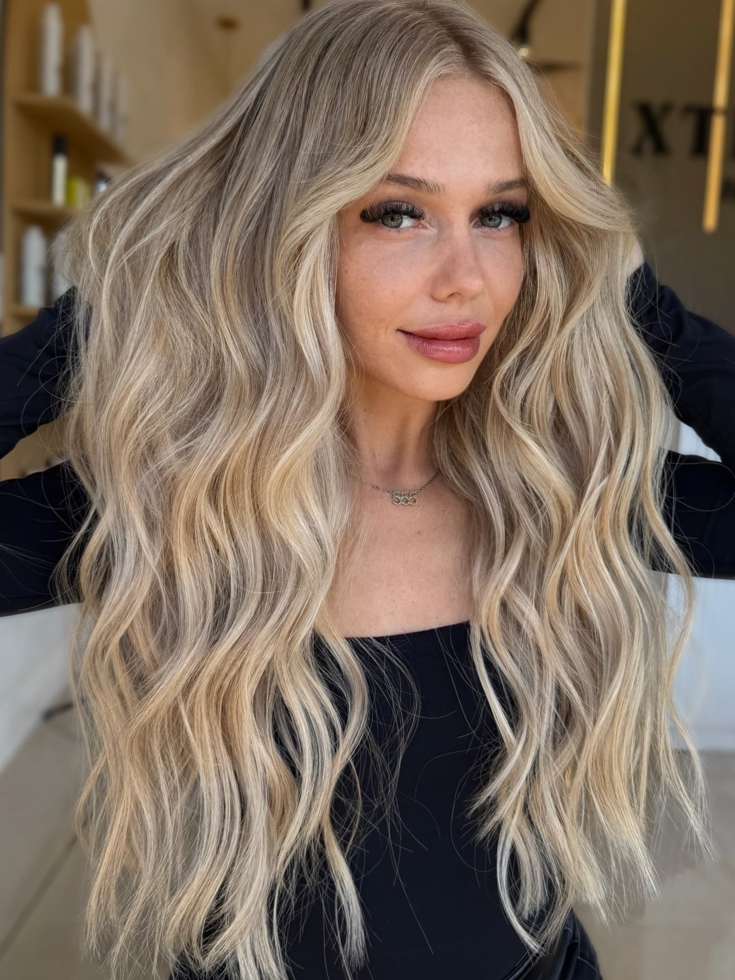 Sofia Ribeiro — Blondes ONESHOT Hair Awards entry