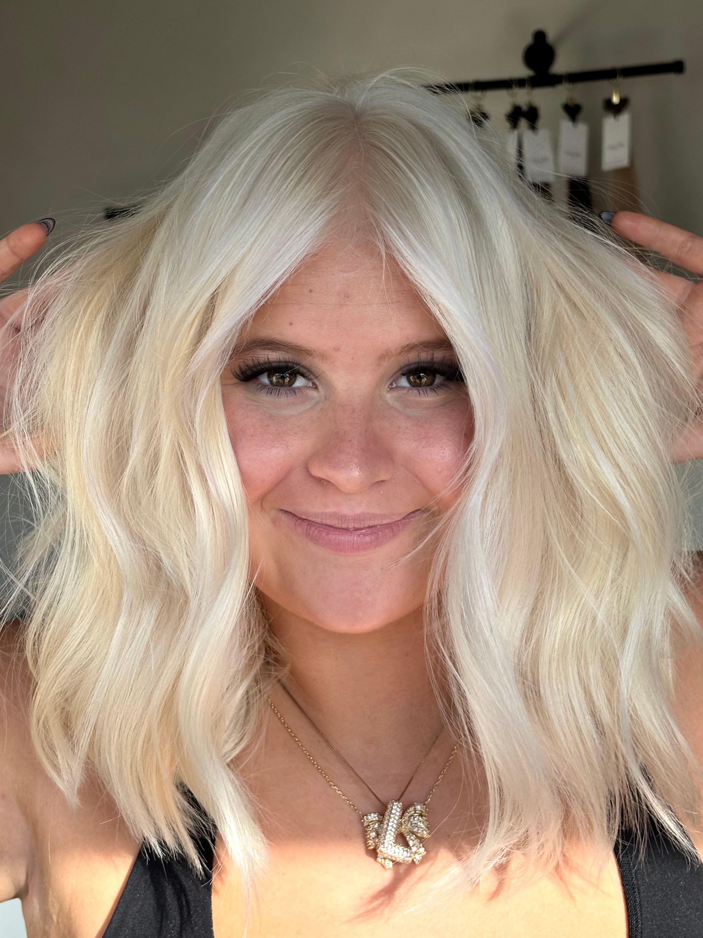 Carly Murphy — Platinum ONESHOT Hair Awards entry