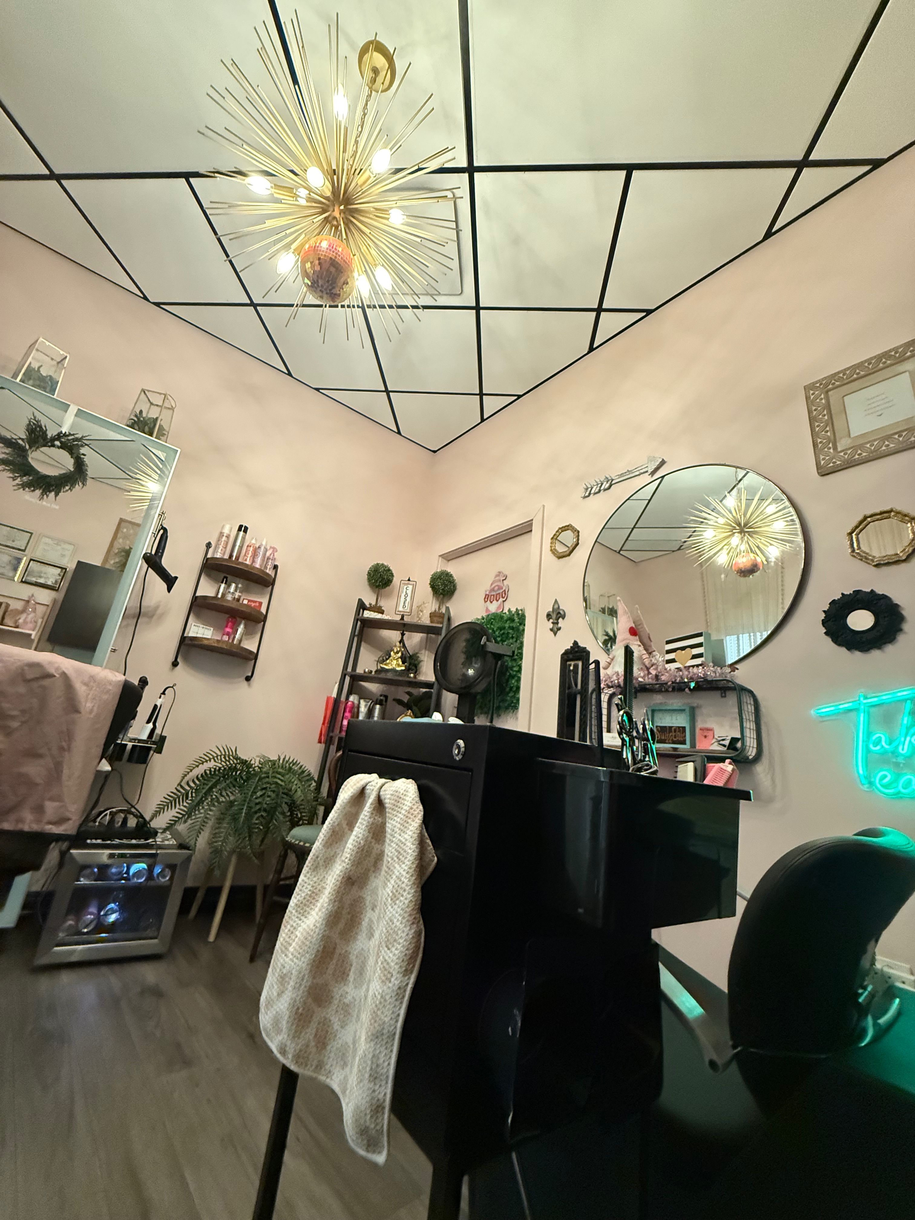 Leslie Amoriello — Suite Decor ONESHOT Hair Awards entry