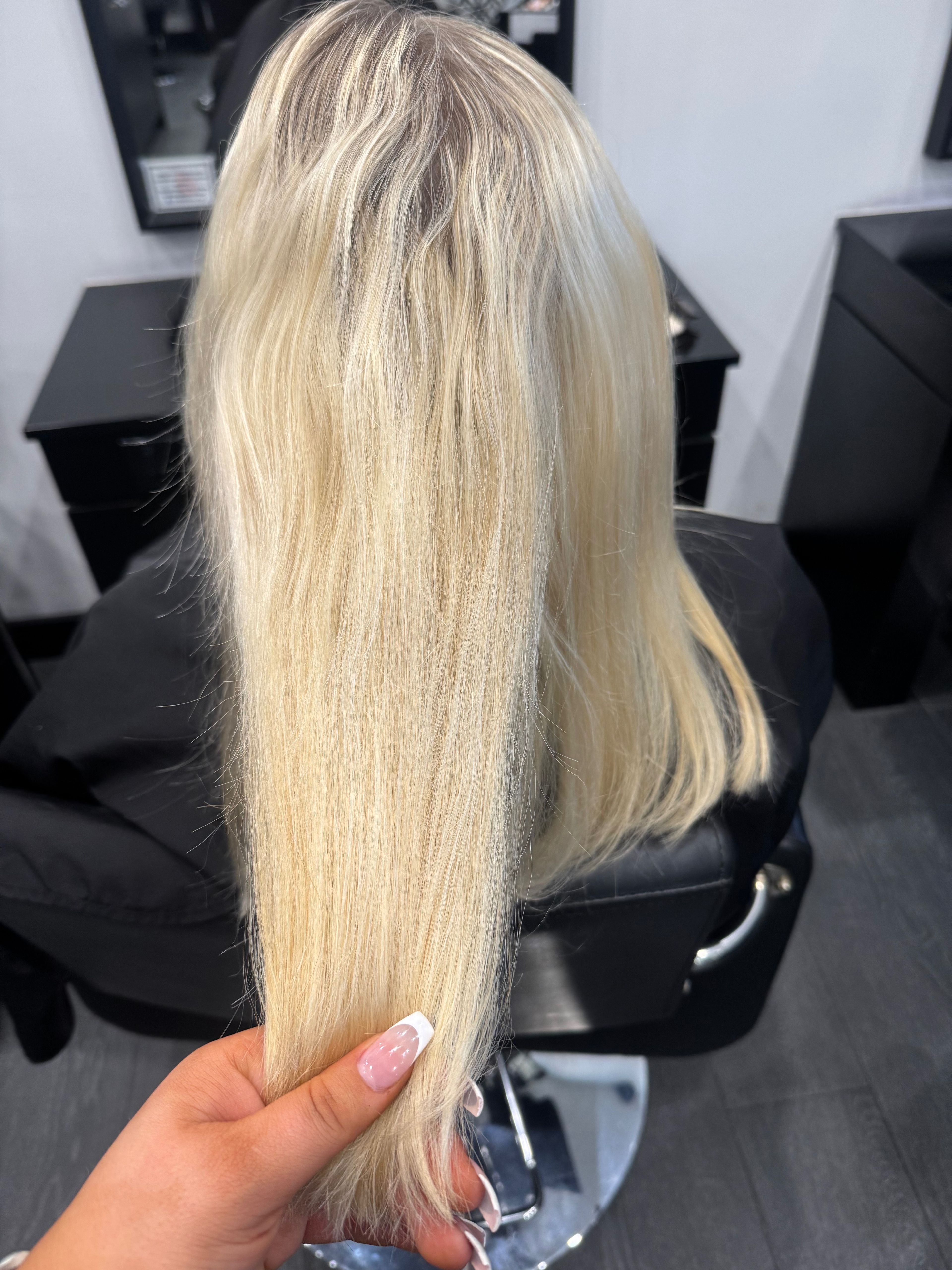 Kory-Jade Harding — Blondes ONESHOT Hair Awards entry