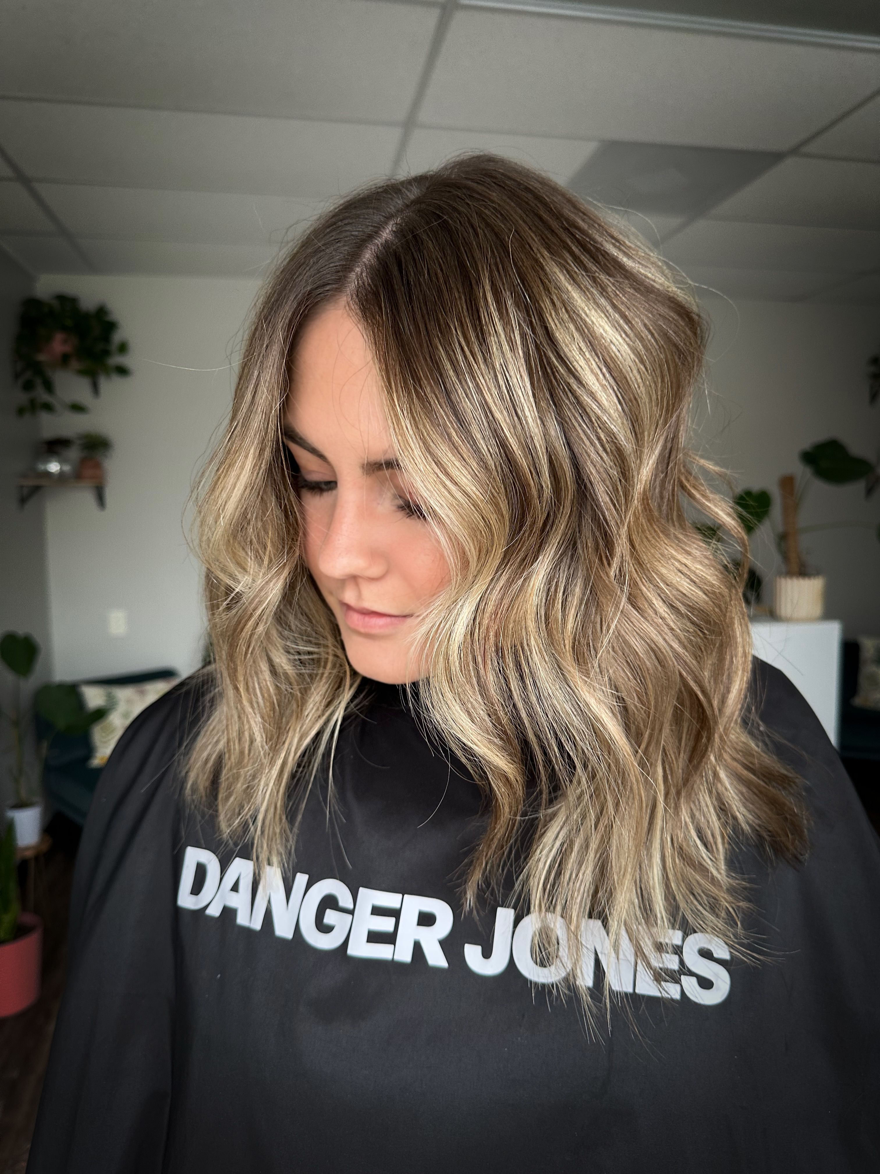Erika Messer — Cool Balayage ONESHOT Hair Awards entry