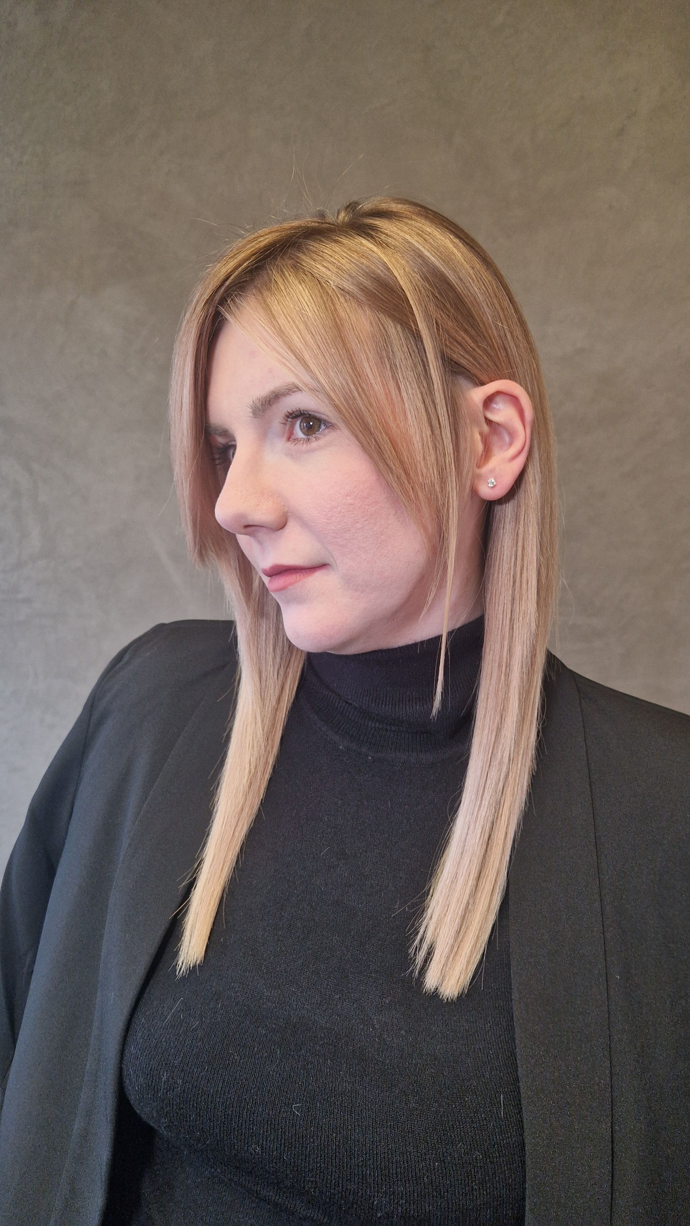 Kim Dürr — Blondes ONESHOT Hair Awards entry