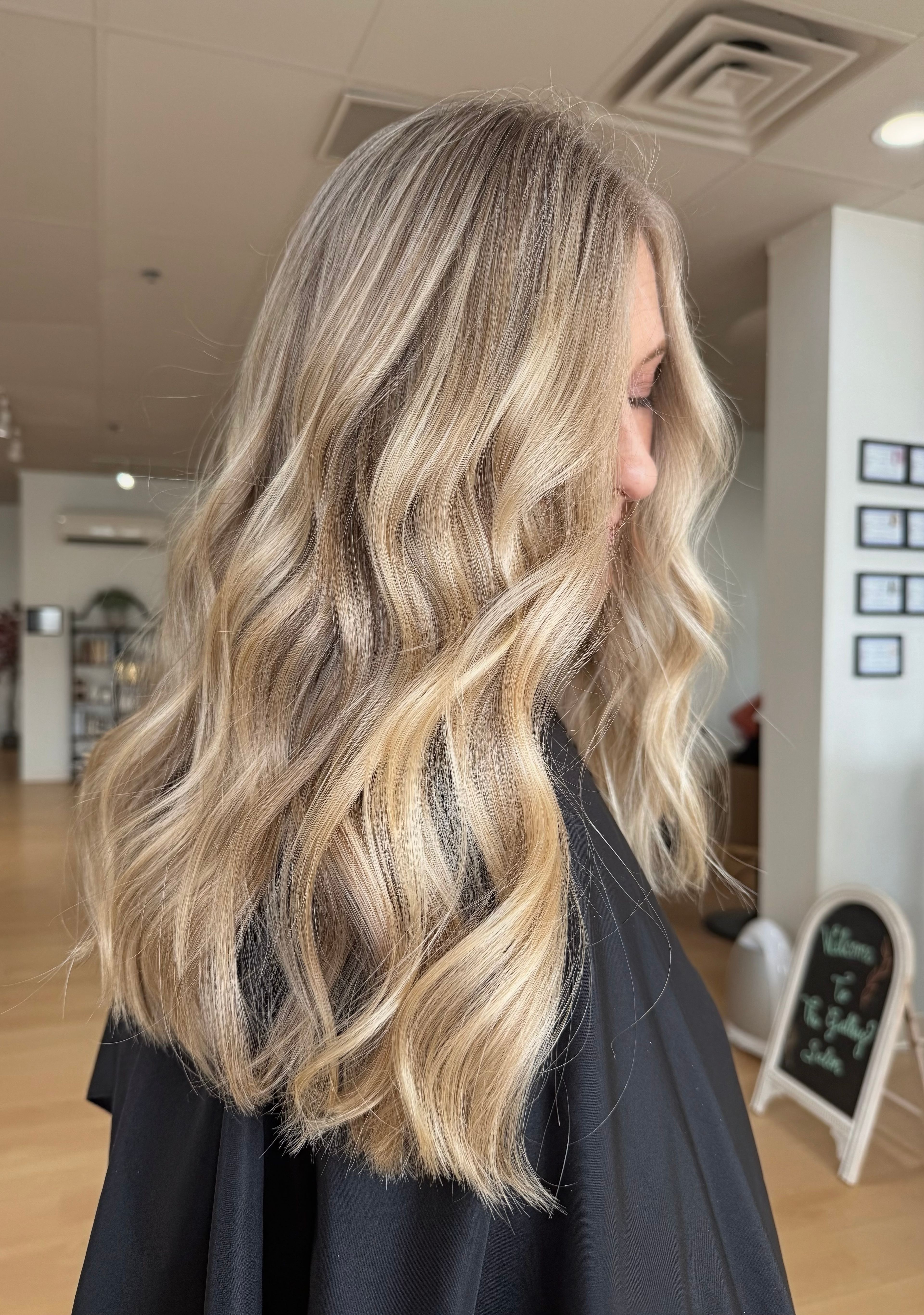 Kelsey Smith — Blondes ONESHOT Hair Awards entry