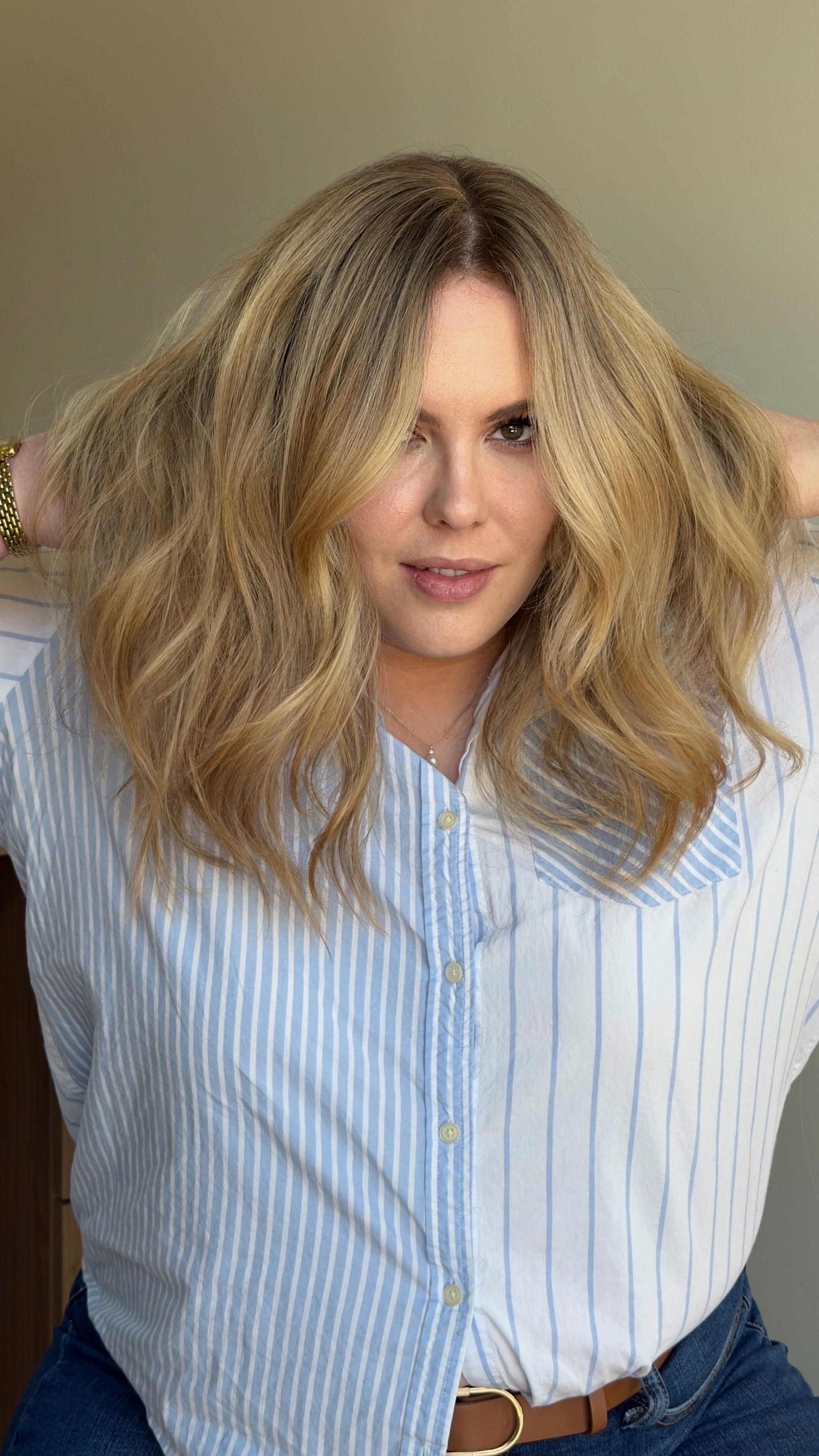 Dani Frisbie — Blondes ONESHOT Hair Awards entry