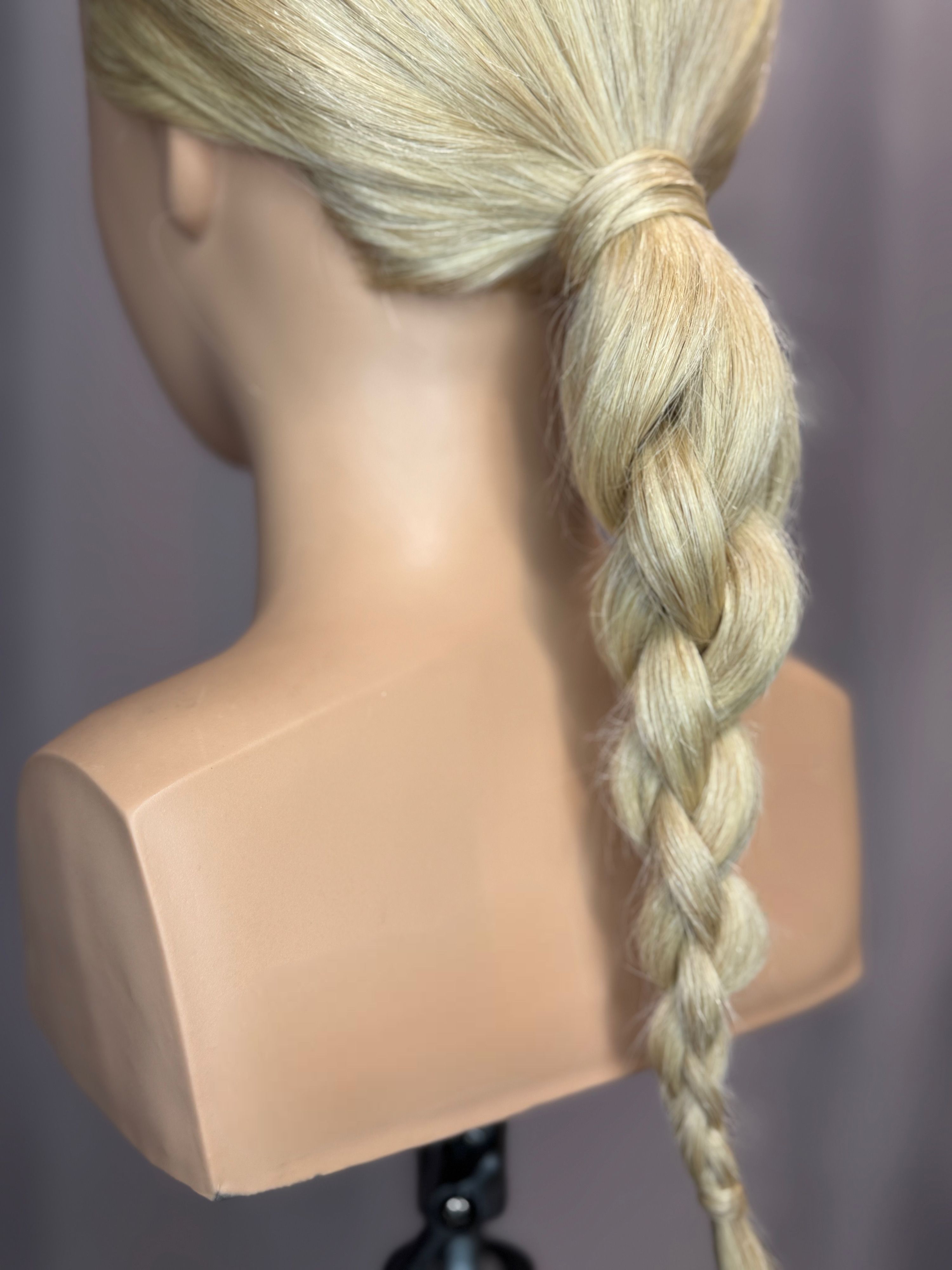 Maaike Damhuis — Styling Education Video ONESHOT Hair Awards entry