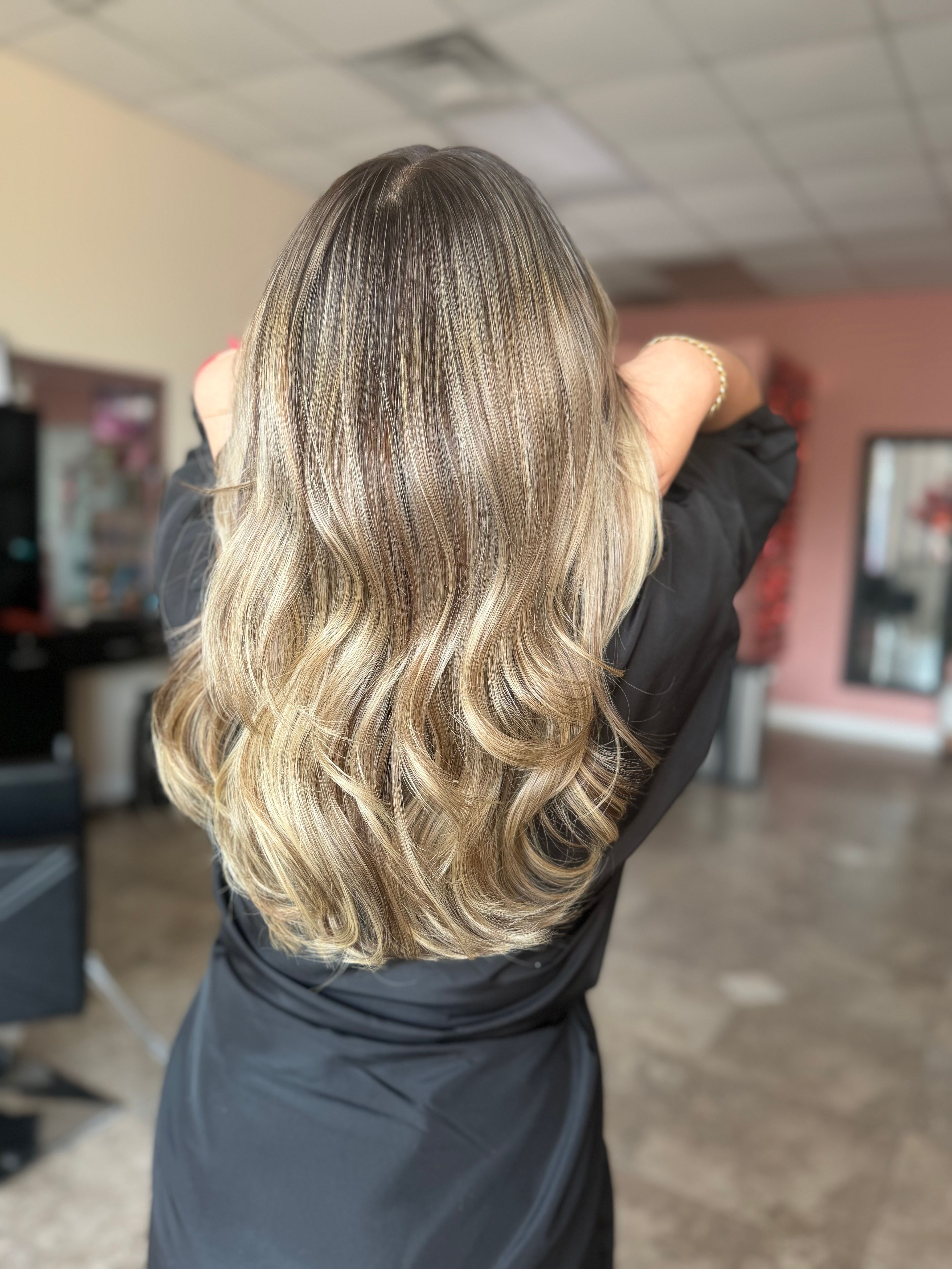 Hilda Lopez — Warm Balayage ONESHOT Hair Awards entry