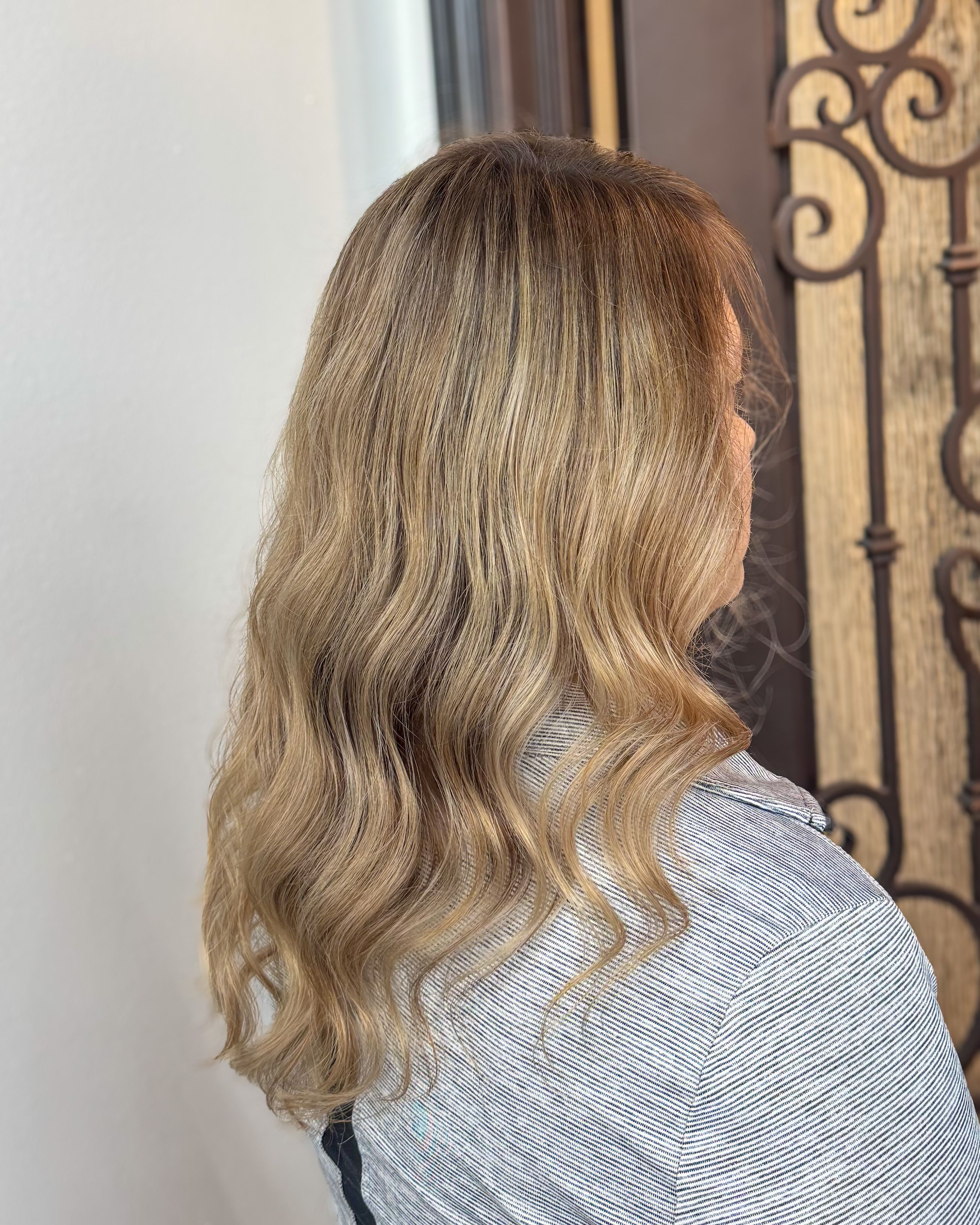 Rocio Elizabeth Estrada — Blondes ONESHOT Hair Awards entry
