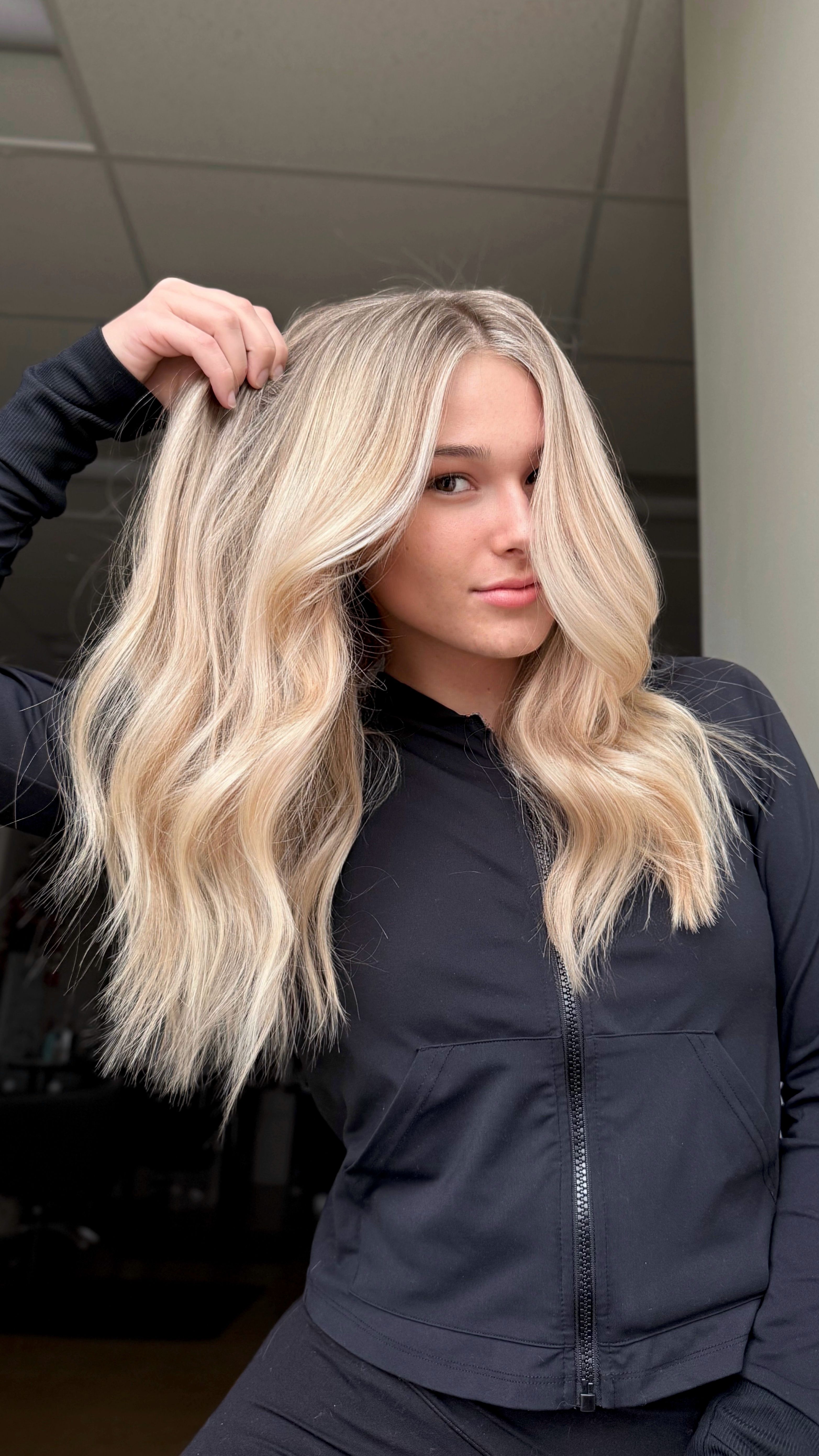 Arianna Ahmeti — Platinum ONESHOT Hair Awards entry