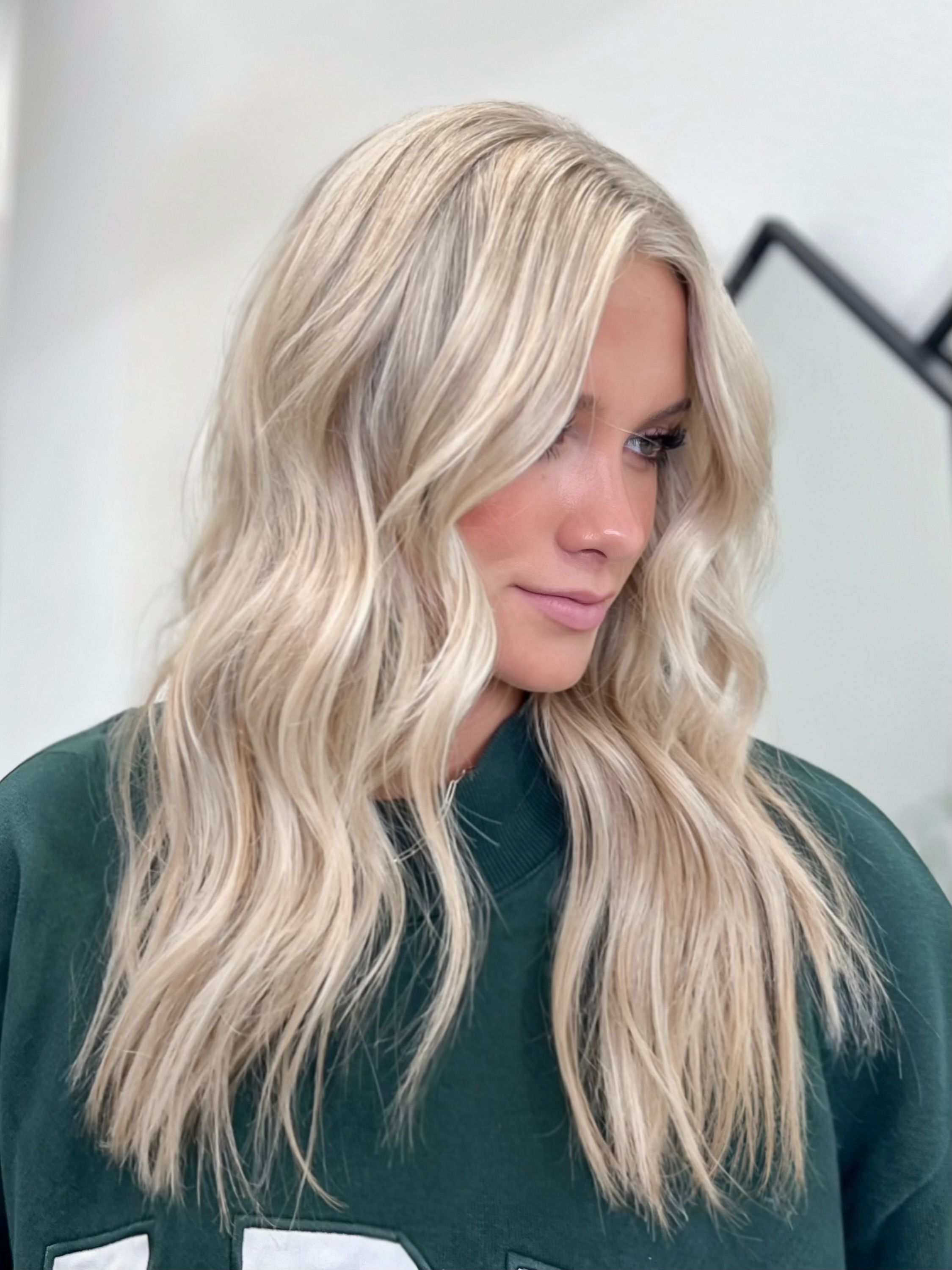 Taylor Battenfield — Platinum ONESHOT Hair Awards entry