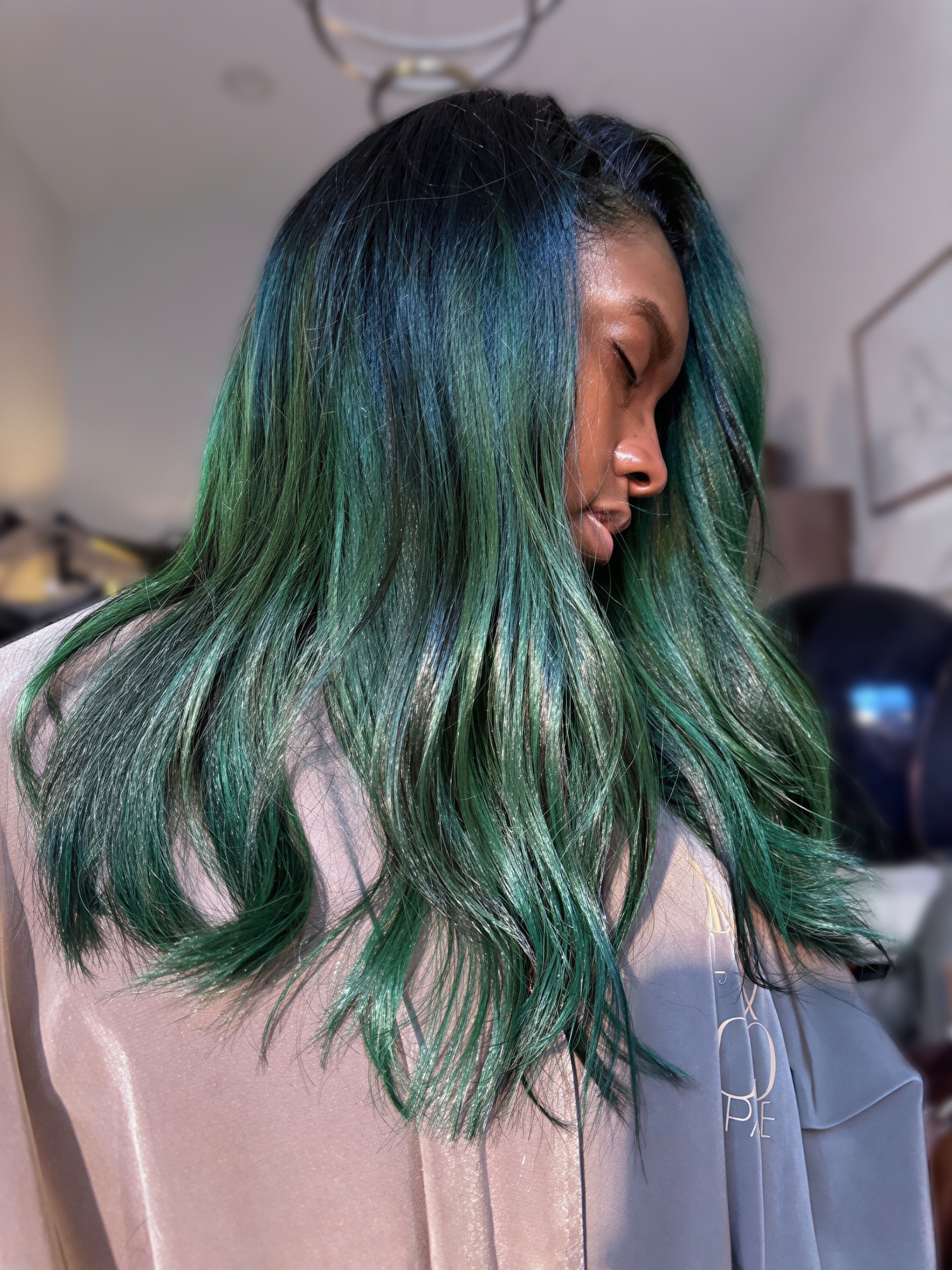 Kyra Brown — Creative Color ONESHOT Hair Awards entry