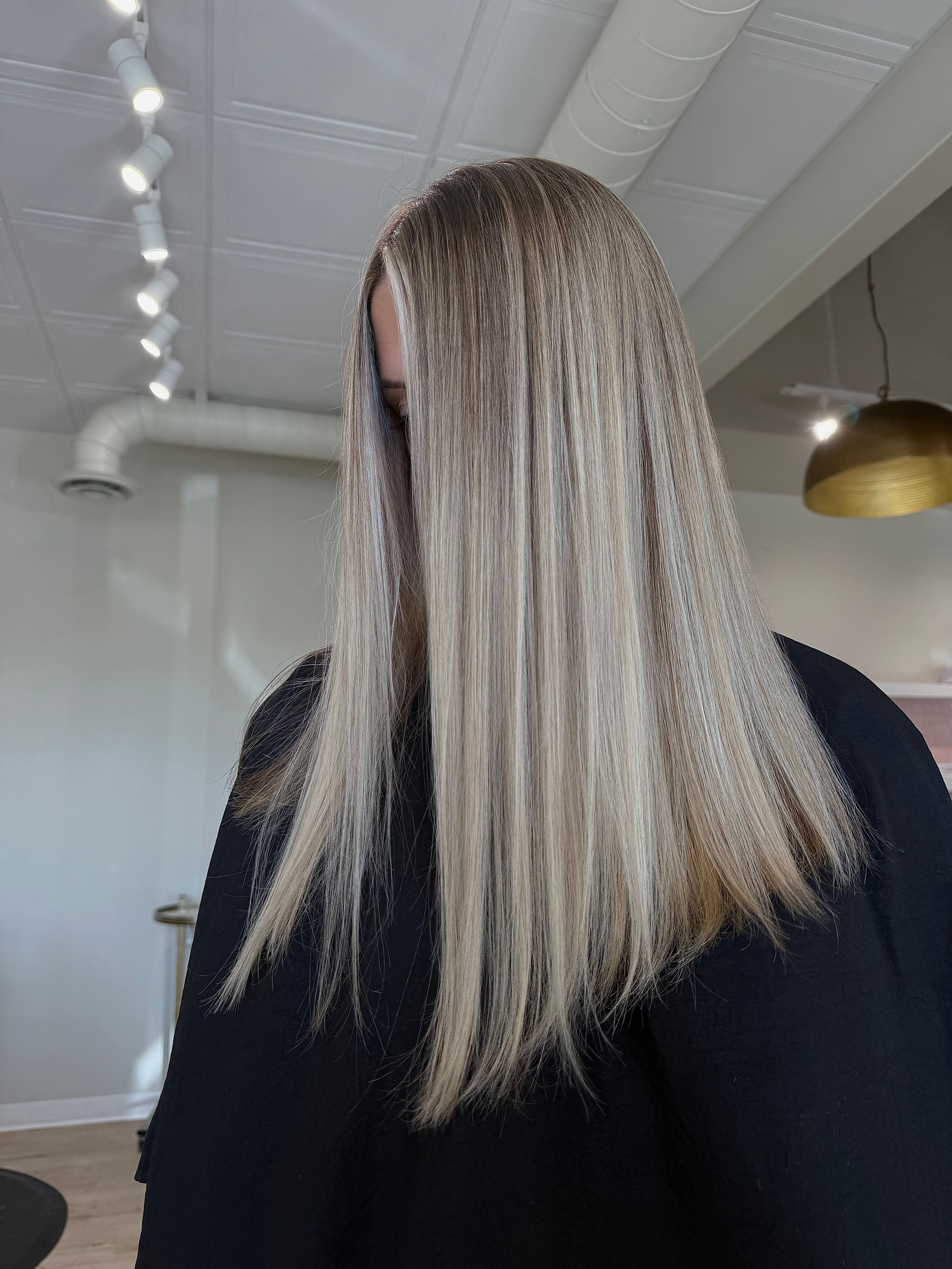 Kylie Pohlman — Blondes ONESHOT Hair Awards entry