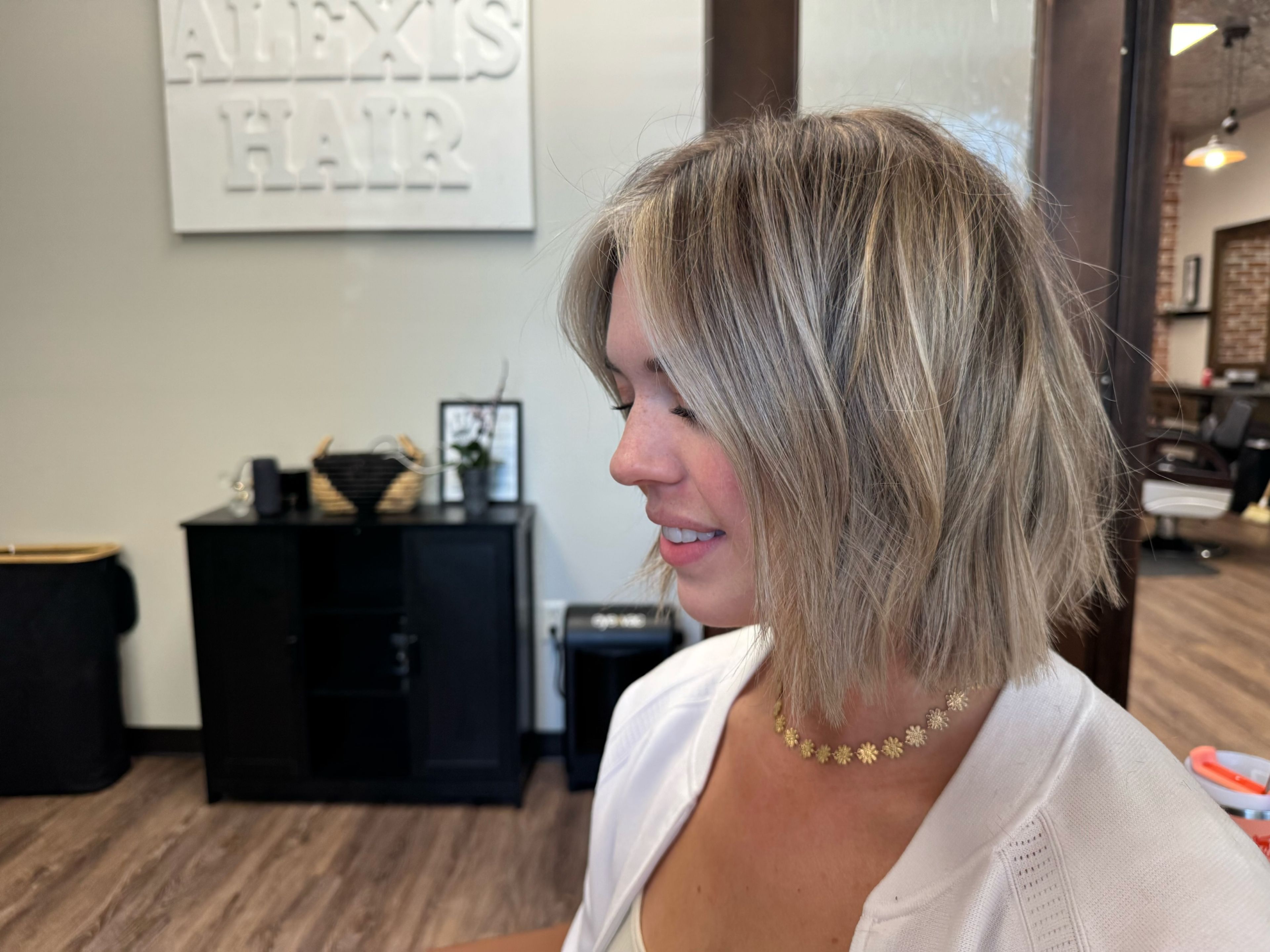 Alexis Westbrook — Bob/Lob ONESHOT Hair Awards entry