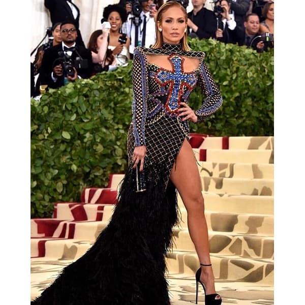 Jennifer Lopez's Sleek Wet Look For The Met Gala 2018