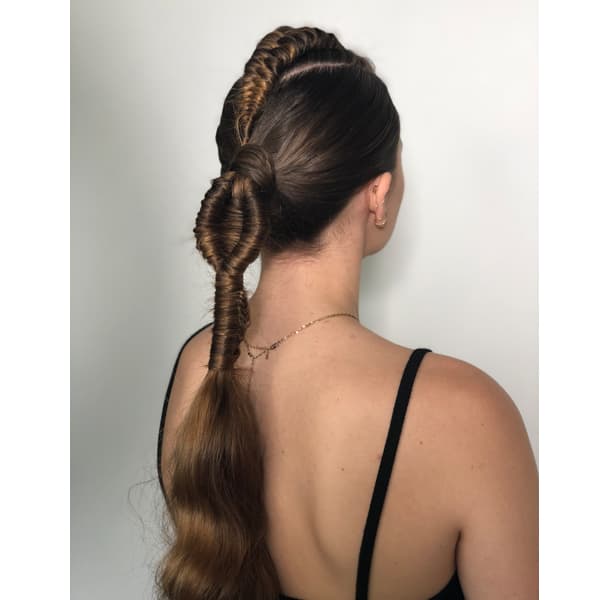 amika facebook live cobra, figure 8 and staircase braid