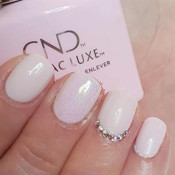 winter nail art cnd shellac luxe aurora